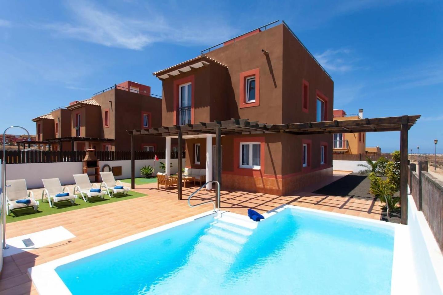 Villa Emma - Private Pool Wifi FIBRA Mini-Golf