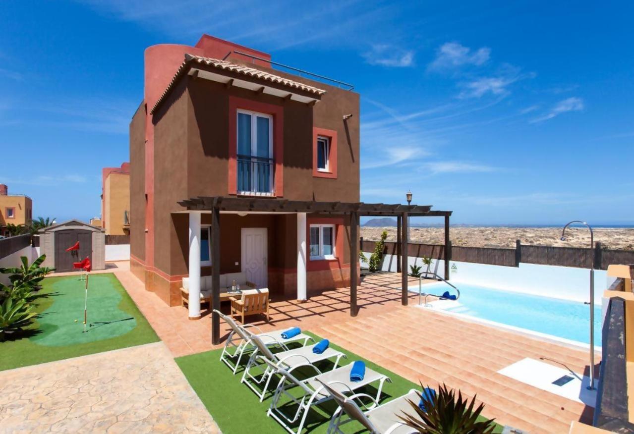 Villa Emma - Private Pool Wifi FIBRA Mini-Golf