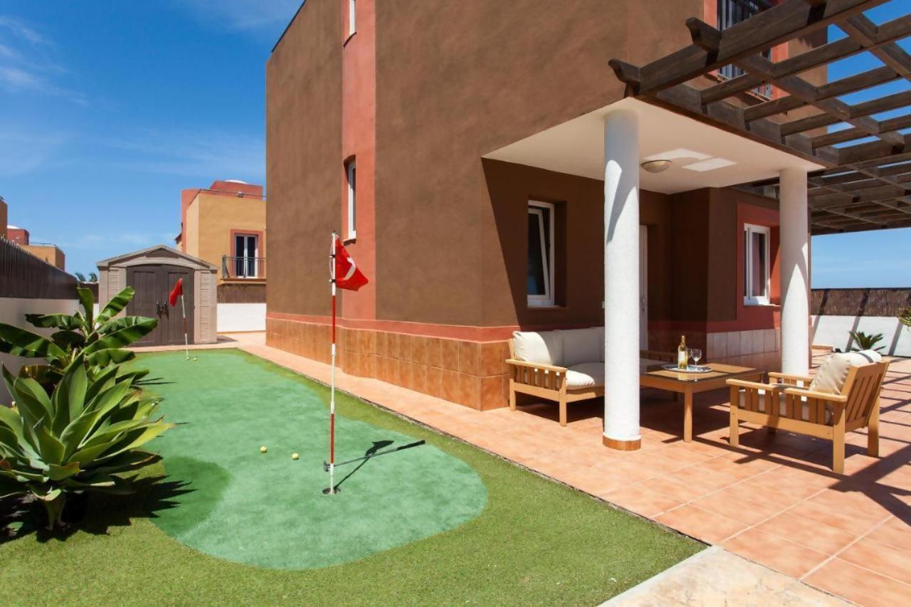 Villa Emma - Private Pool Wifi FIBRA Mini-Golf
