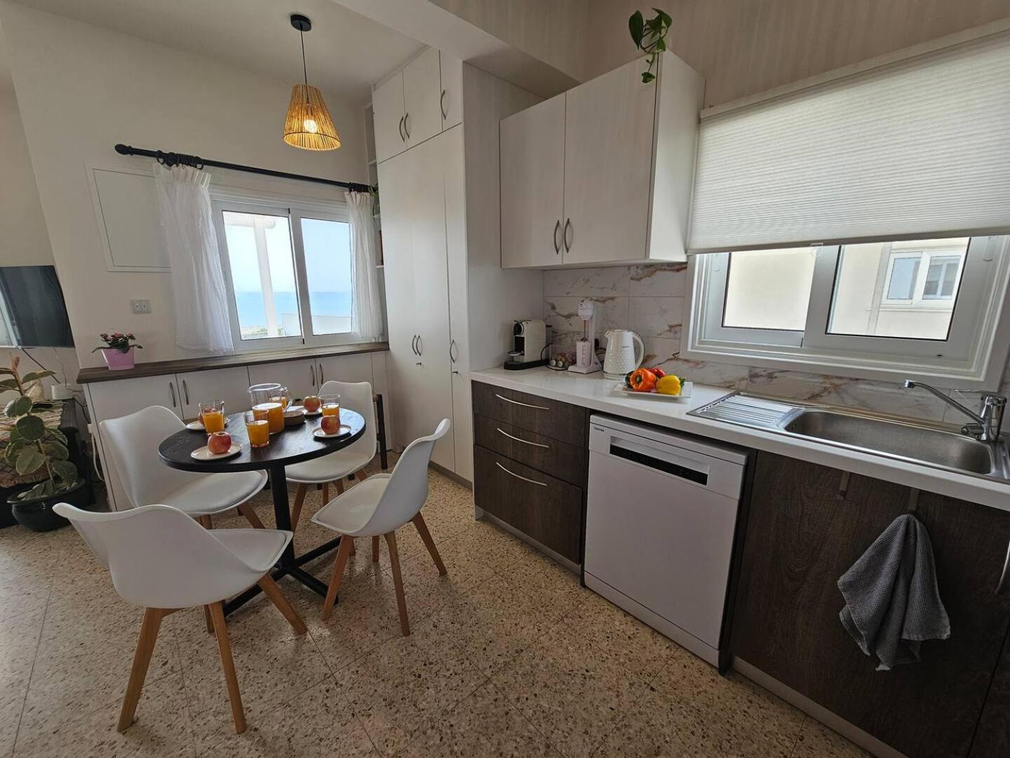 Ammos Beachfront Villa Paradise