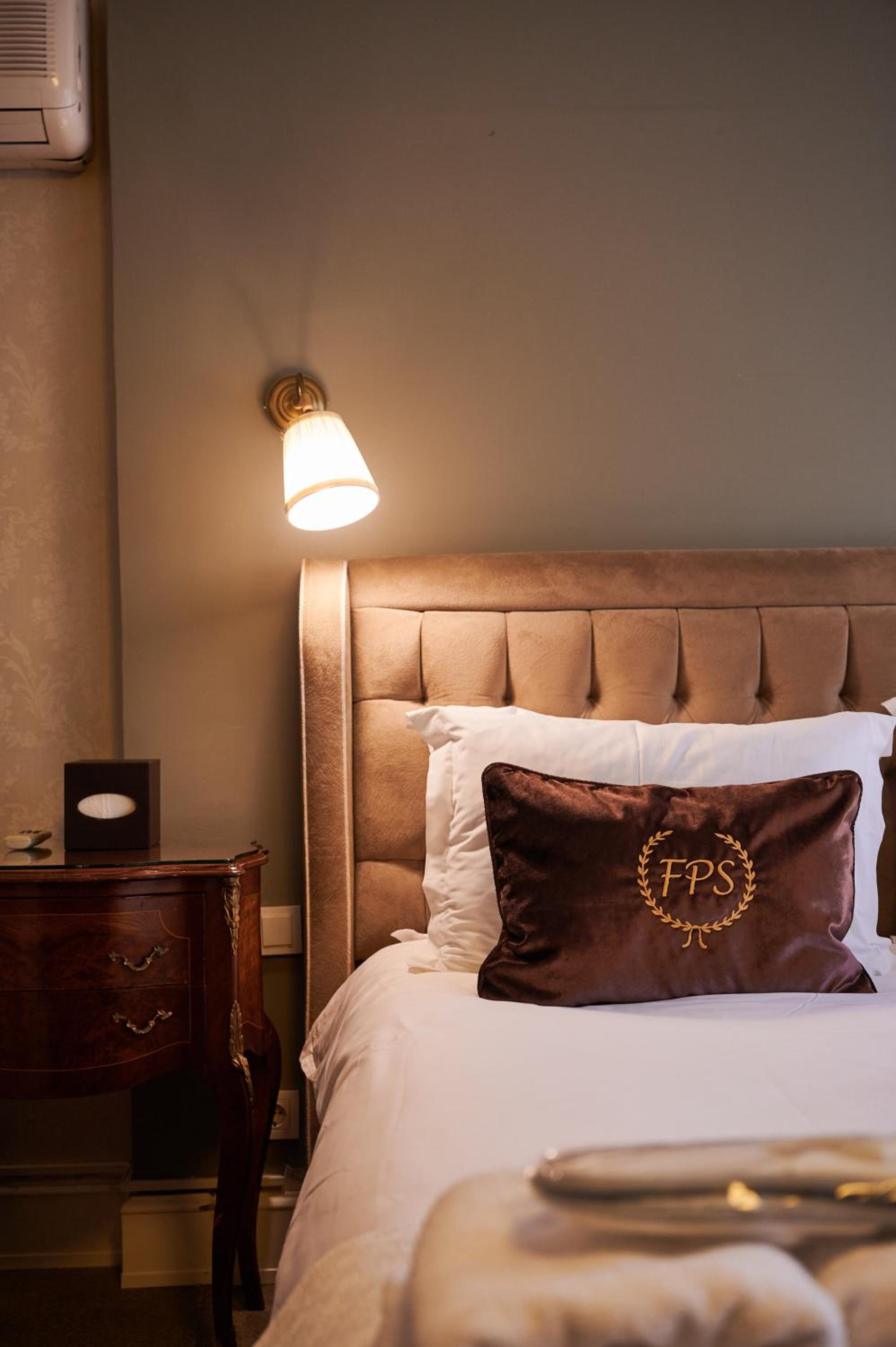 Faik Pasha Otelleri Özel Kategori Beyoğlu İstanbul - Image 125