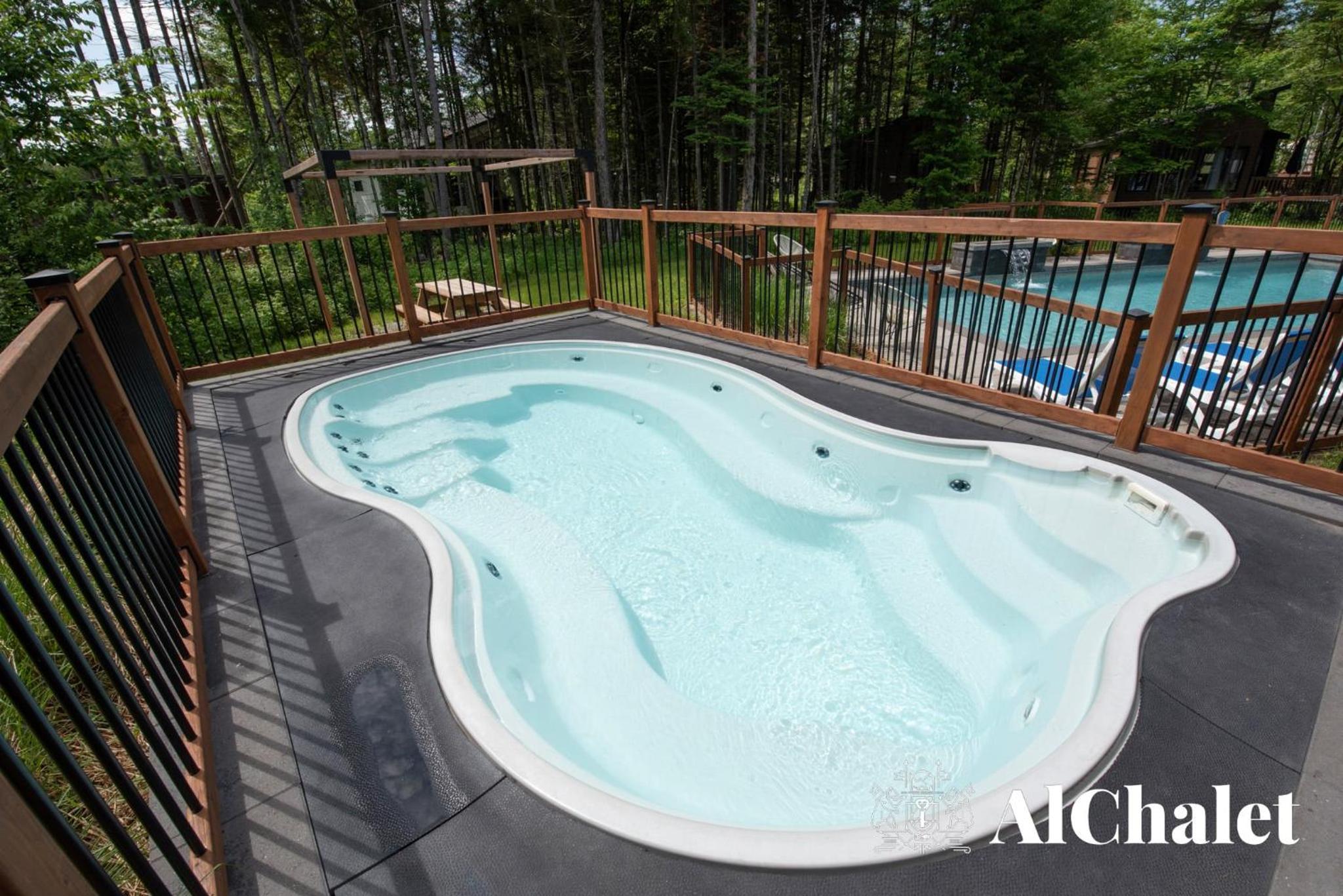 Achille - Boisé avec spa et sauna
