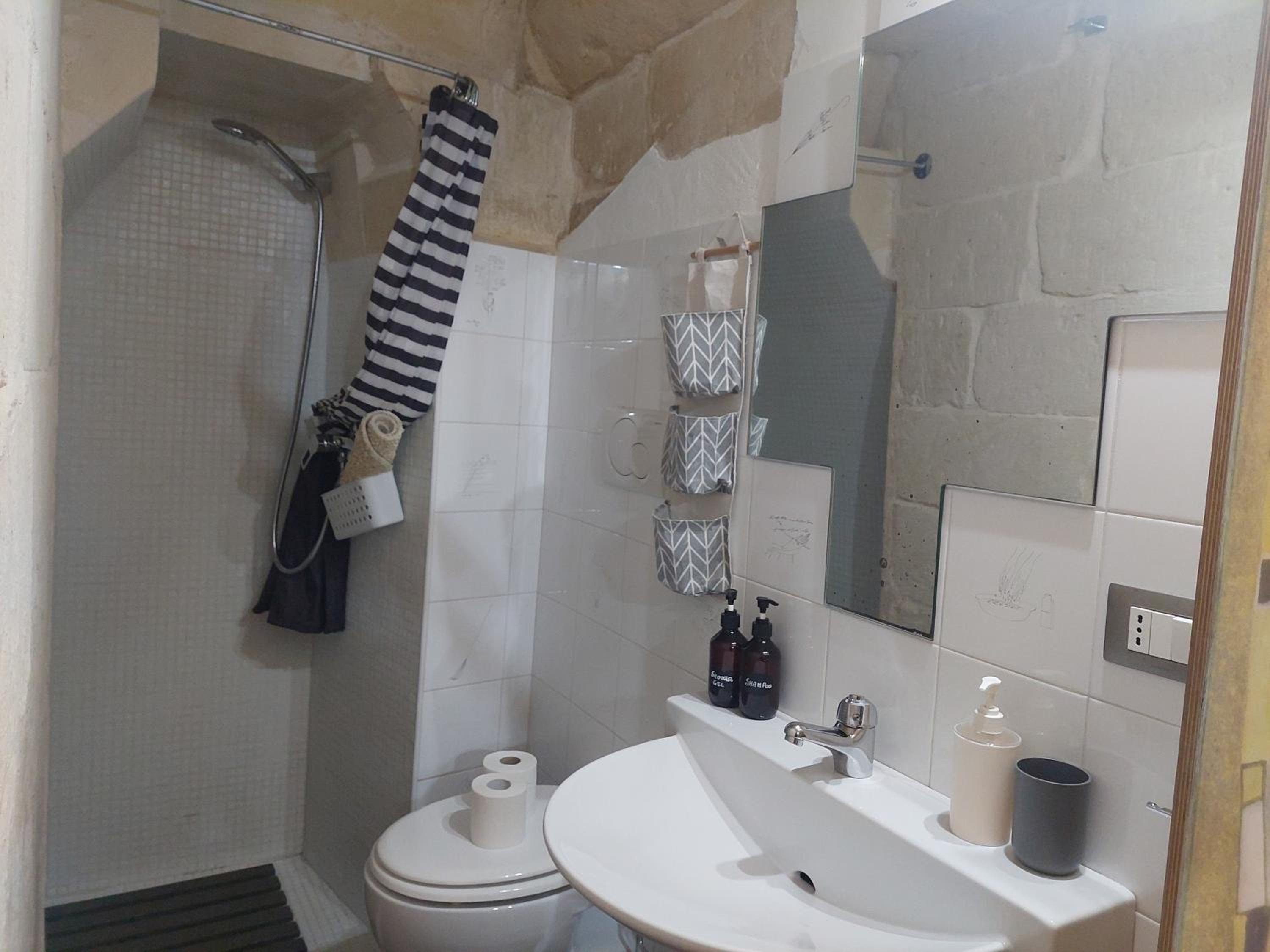 White Suite B&B