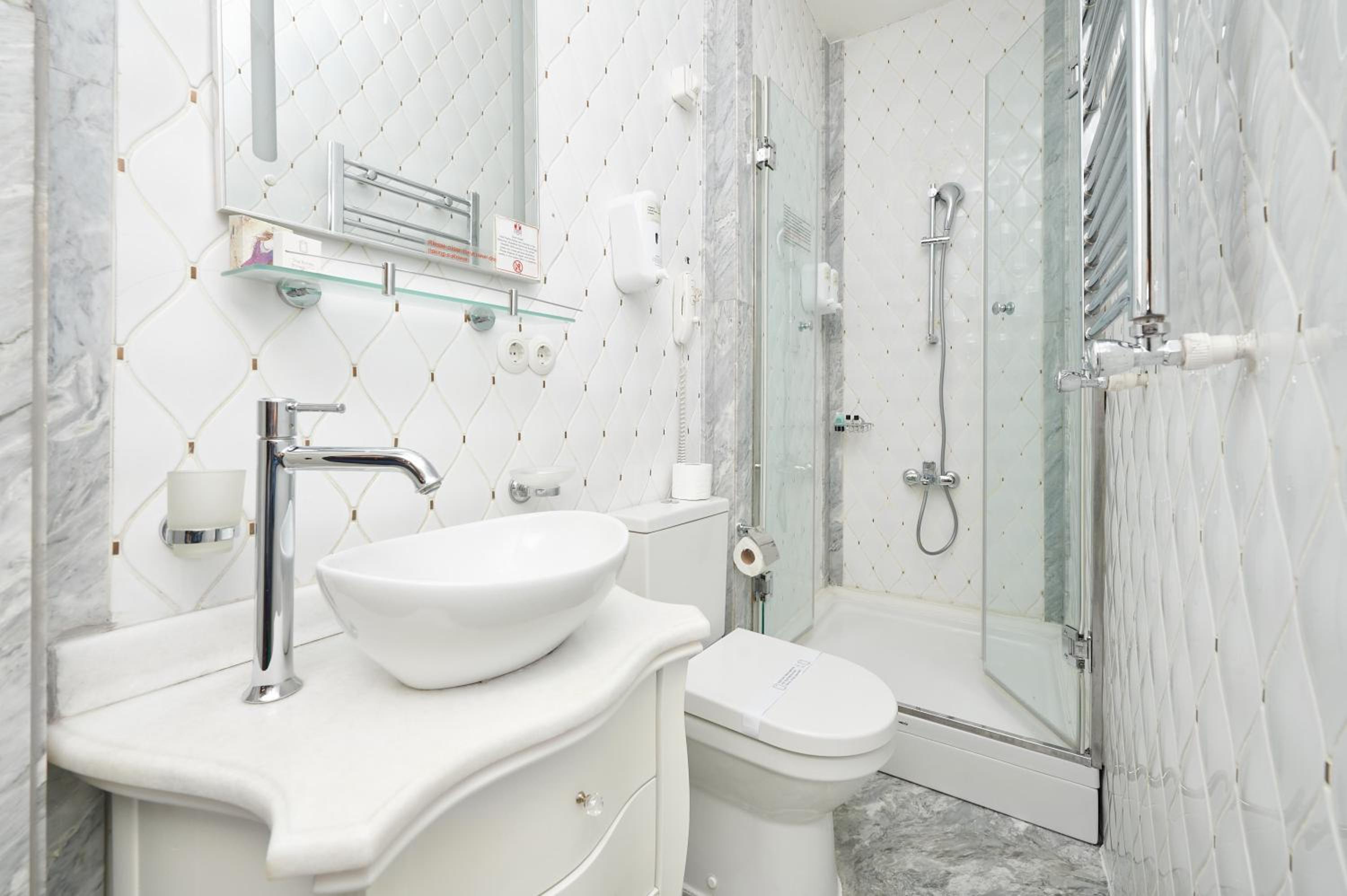 Faik Pasha Otelleri Özel Kategori Beyoğlu İstanbul - Image 233