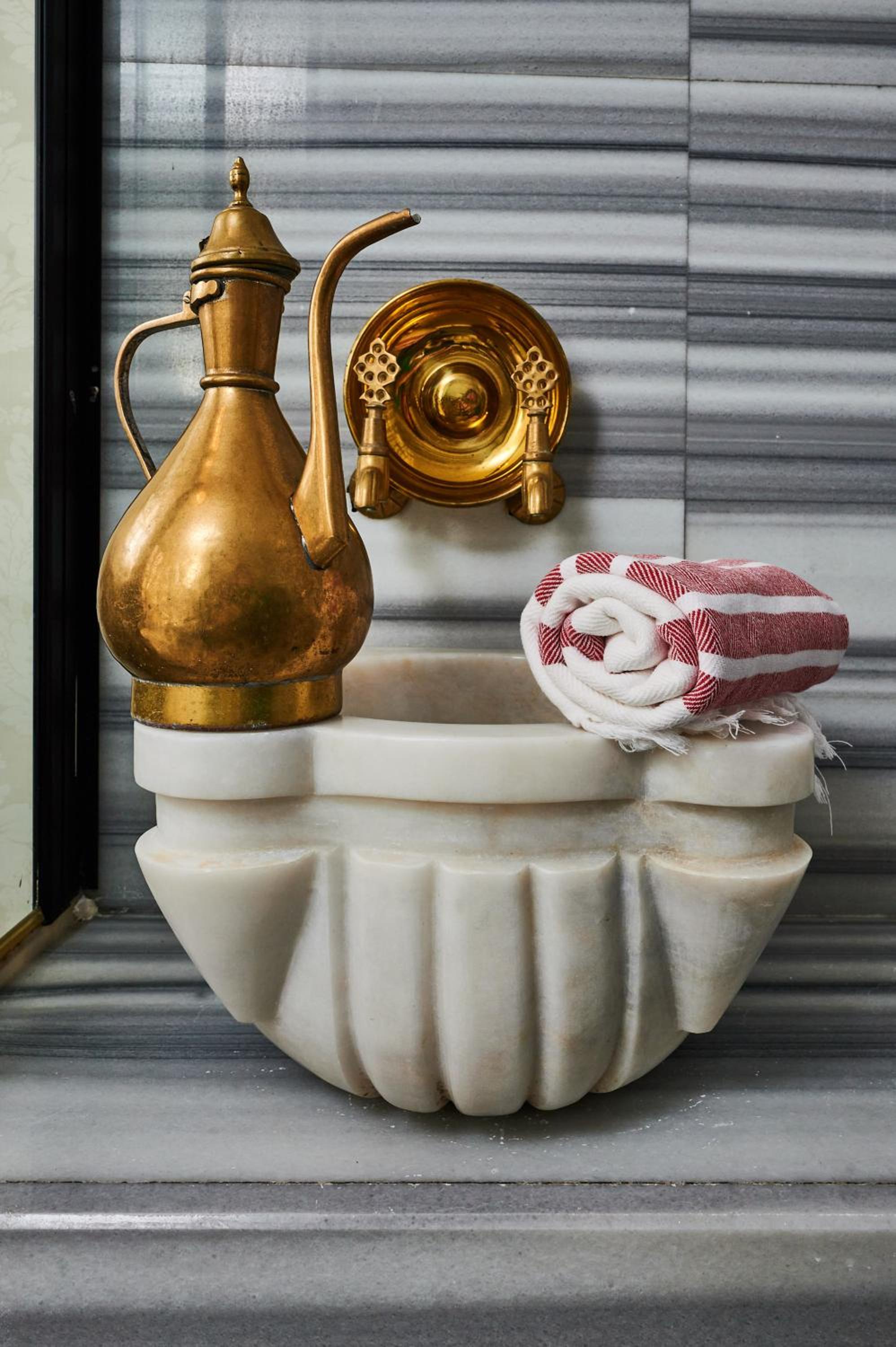 Faik Pasha Otelleri Özel Kategori Beyoğlu İstanbul - Image 229