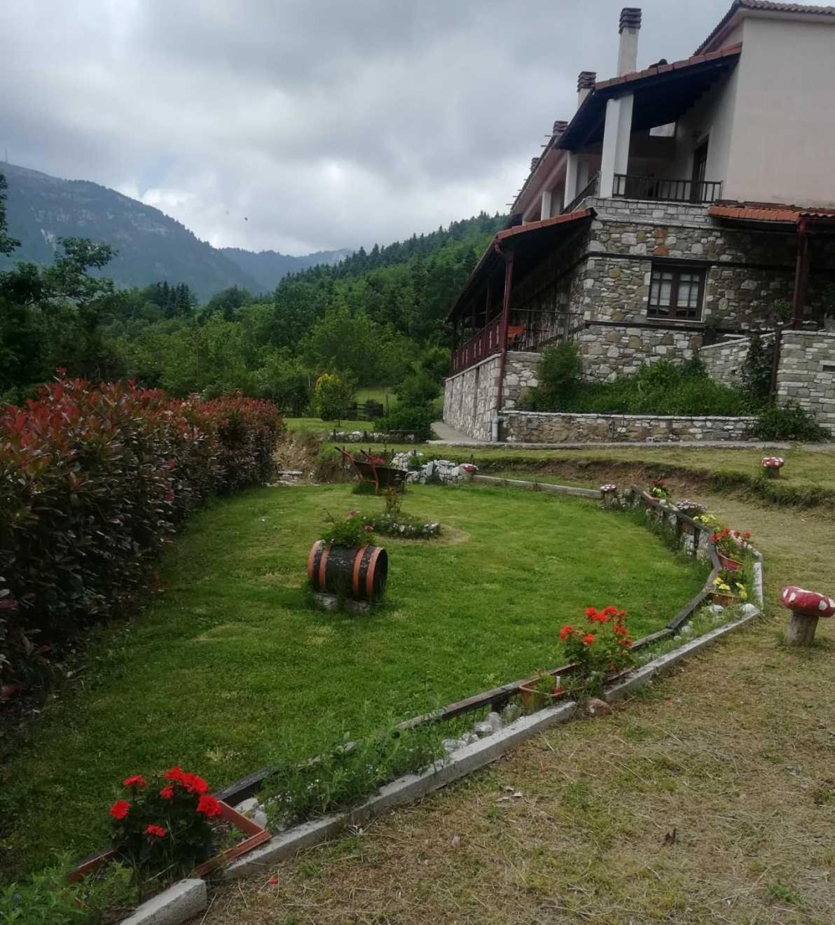 Evilion Traditional Inn view 2