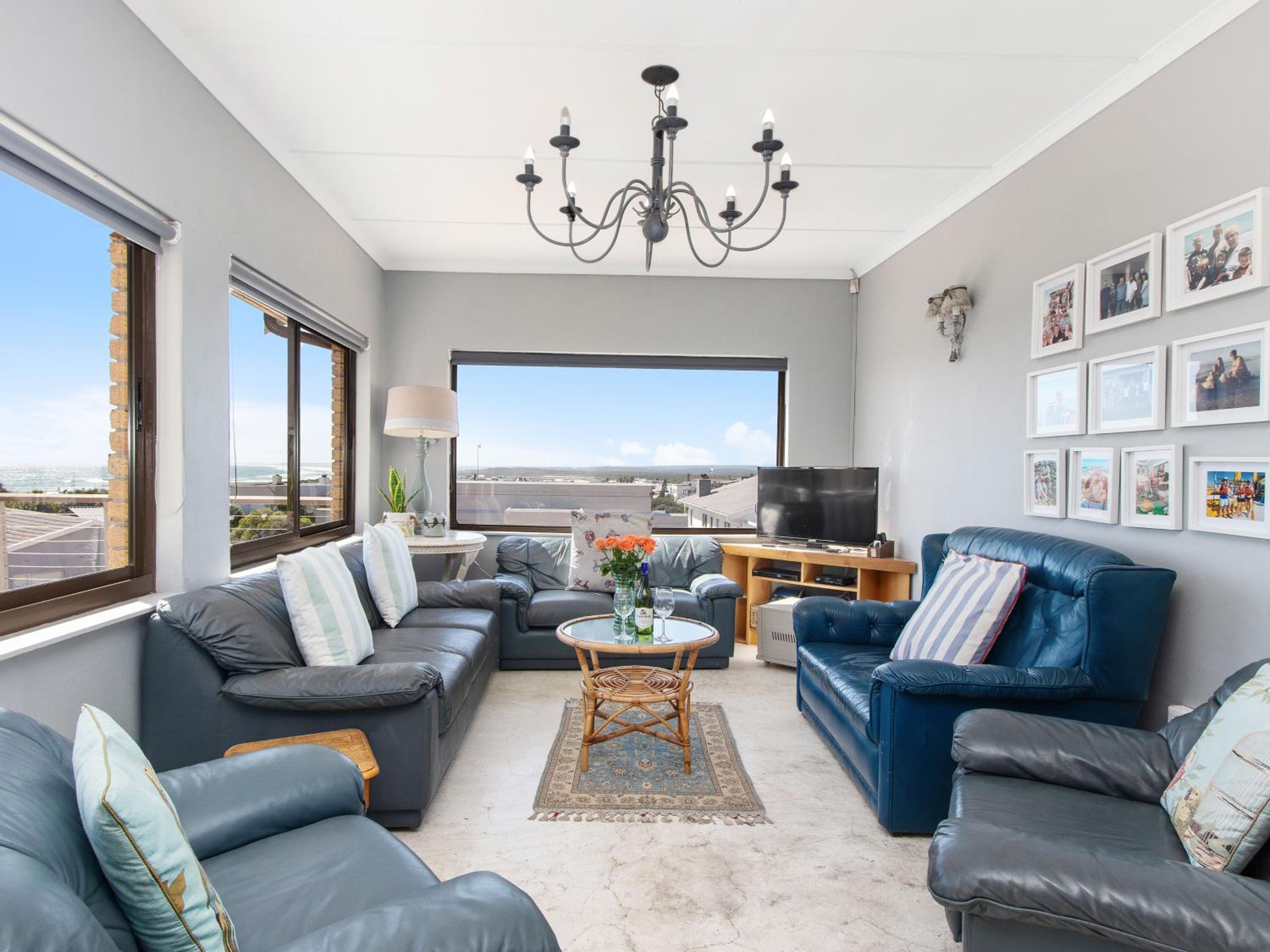Flamingo Uitsig 17 by Host Agents view 5