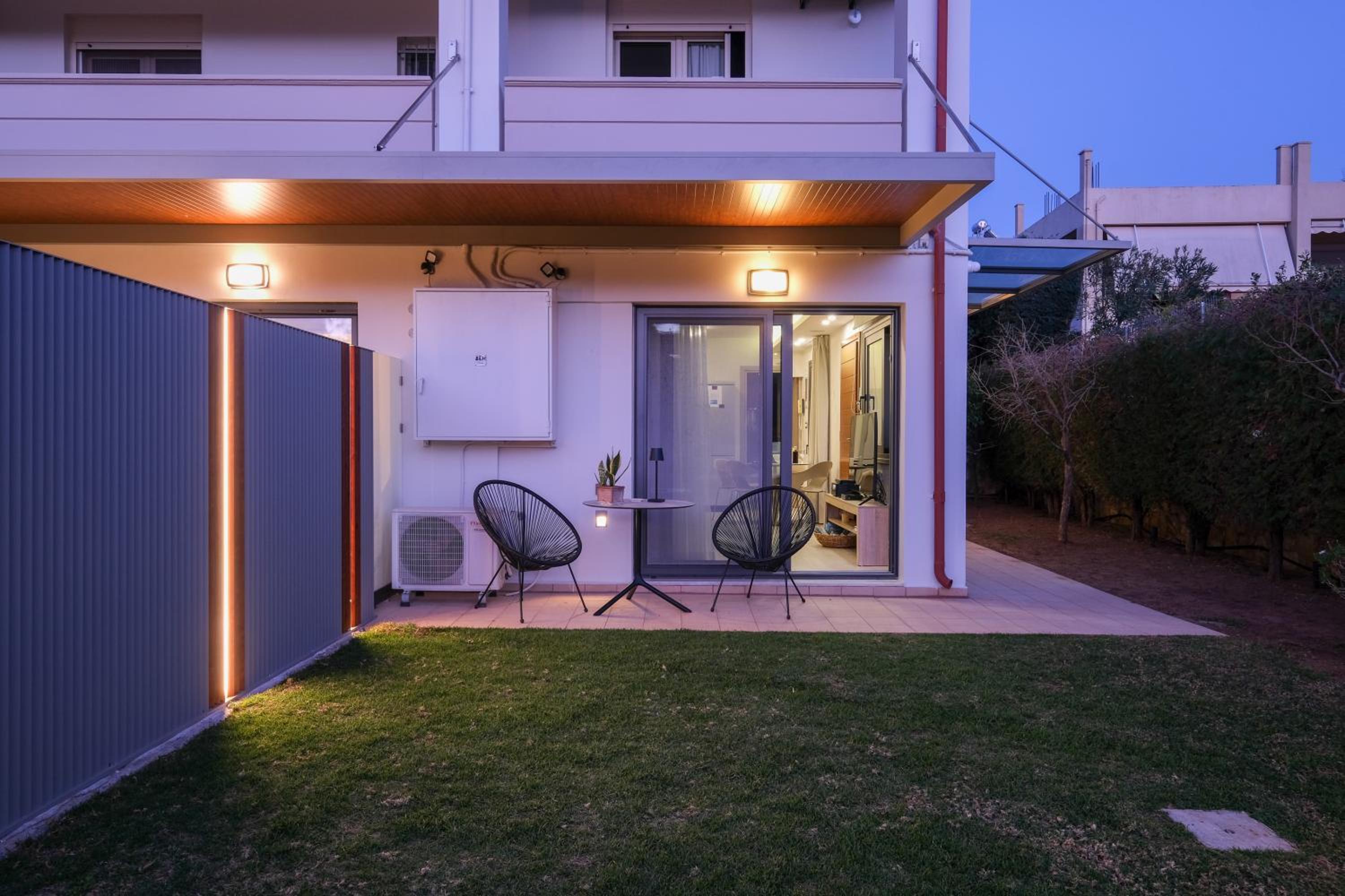 Glaros Twin, Flats w. Private Garden near Beach photo 3