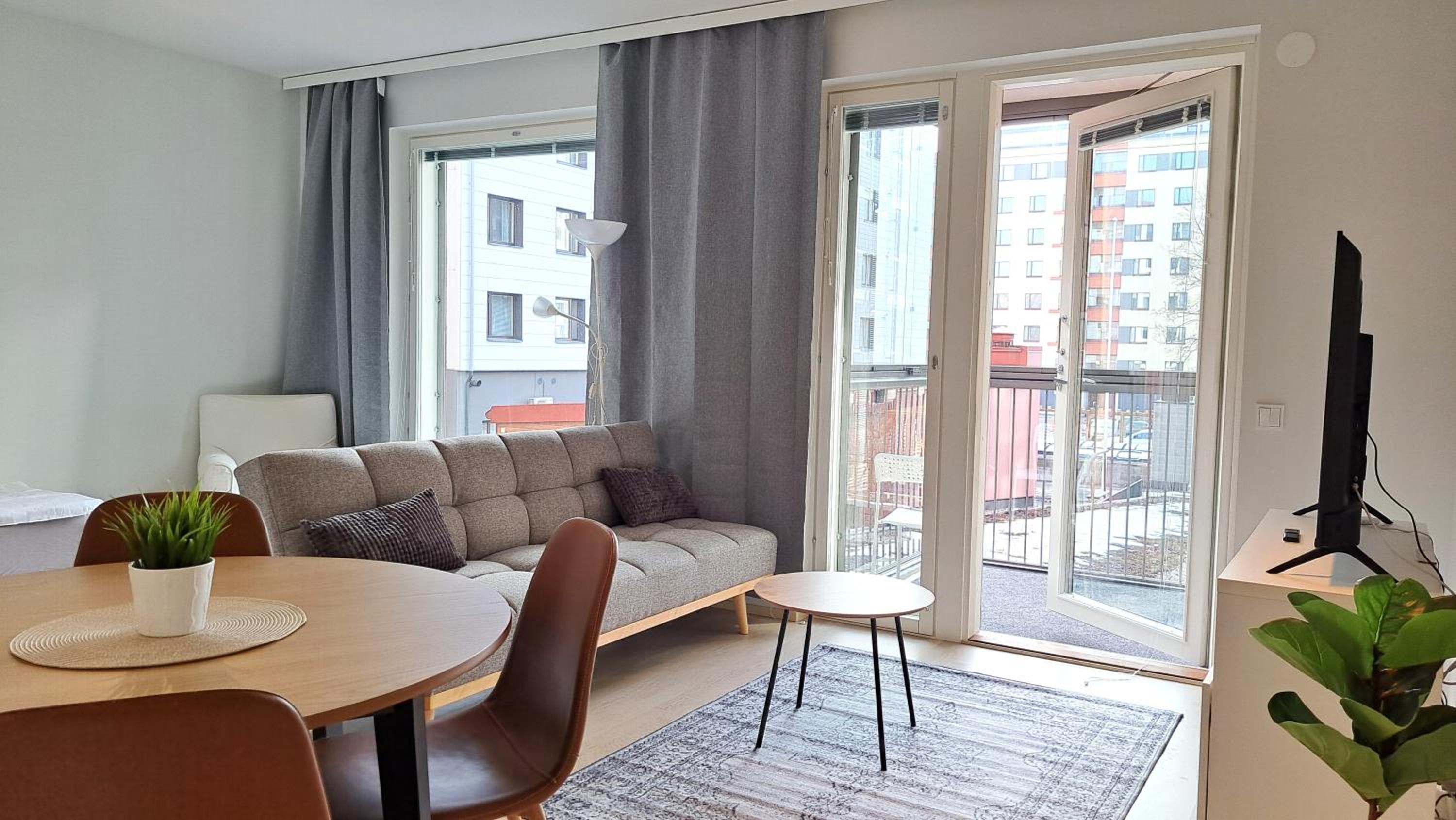 Kotimaailma Apartments, moderni saunallinen & parvekkeellinen kolmio, Tammela