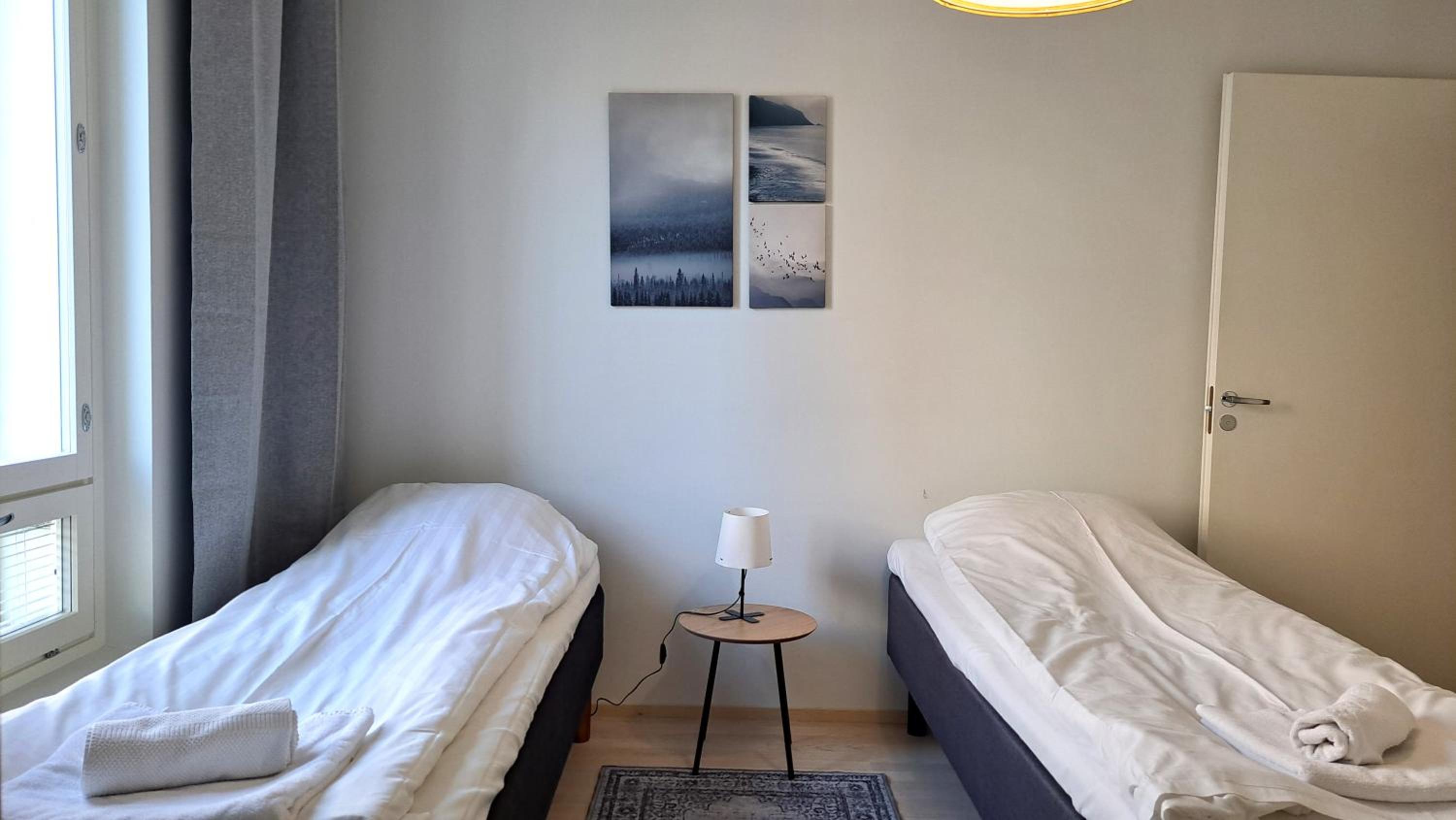 Kotimaailma Apartments, moderni saunallinen & parvekkeellinen kolmio, Tammela