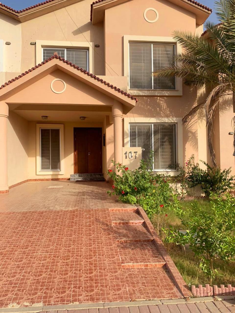 Bahria Villa