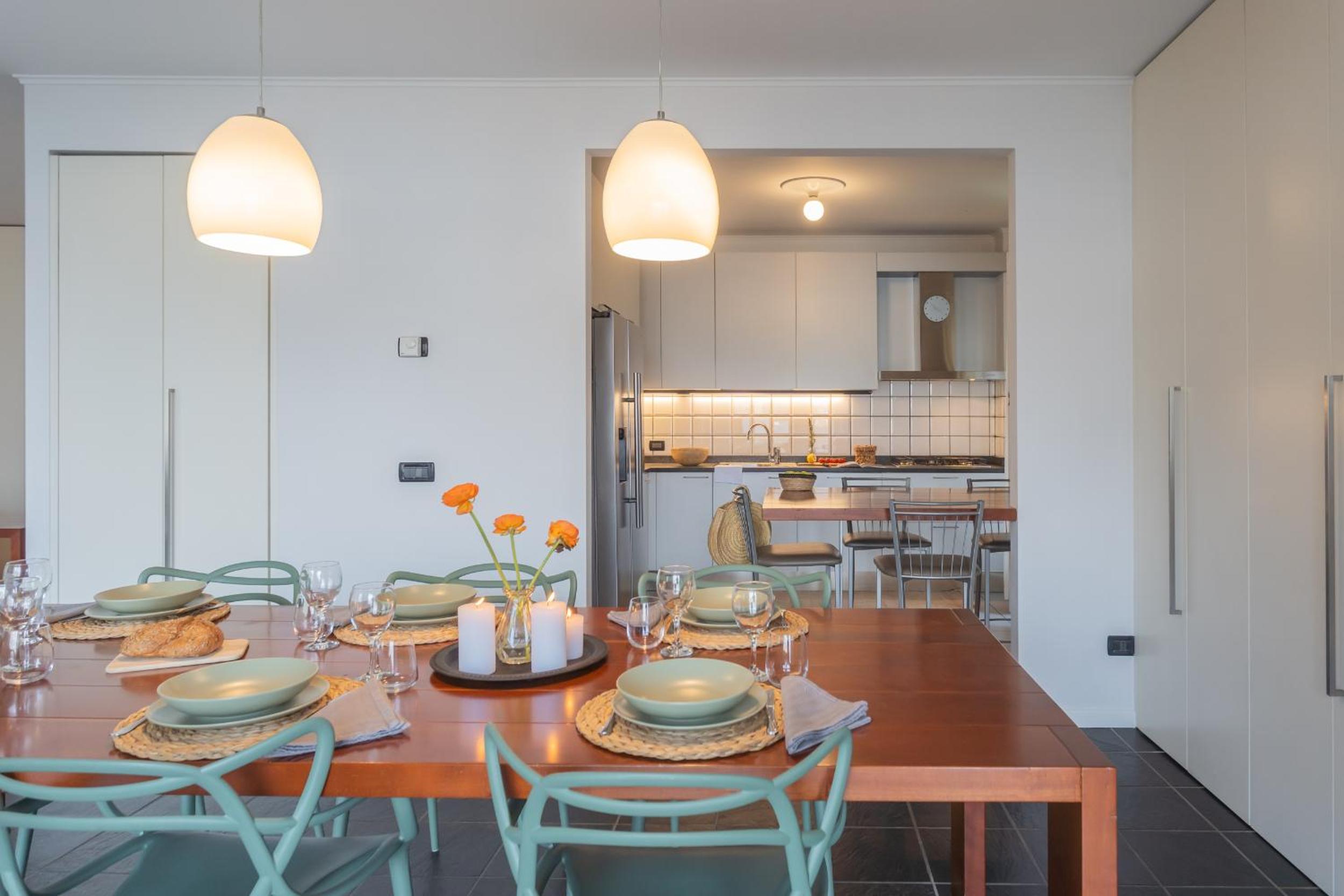 Besana 9 on the Lake - Private garden & parking by Rent All Como en Moltrasio