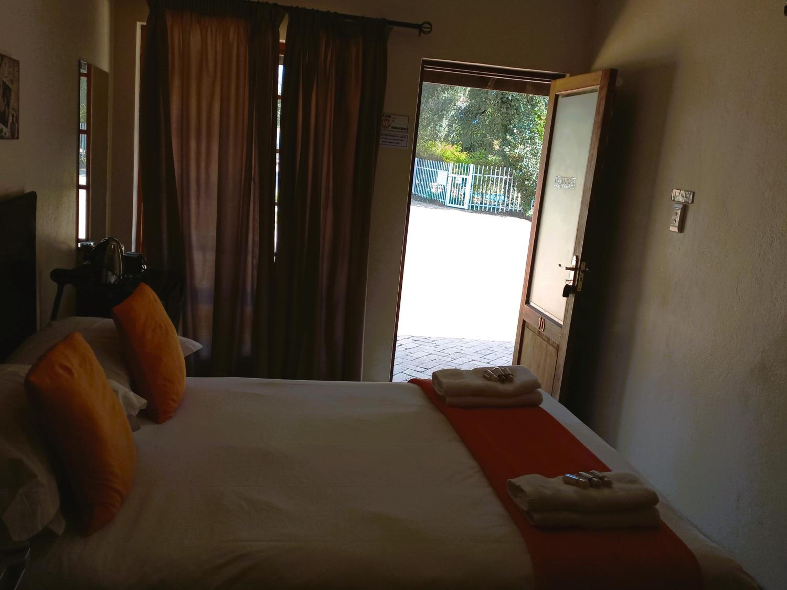OR Tambo Guest House