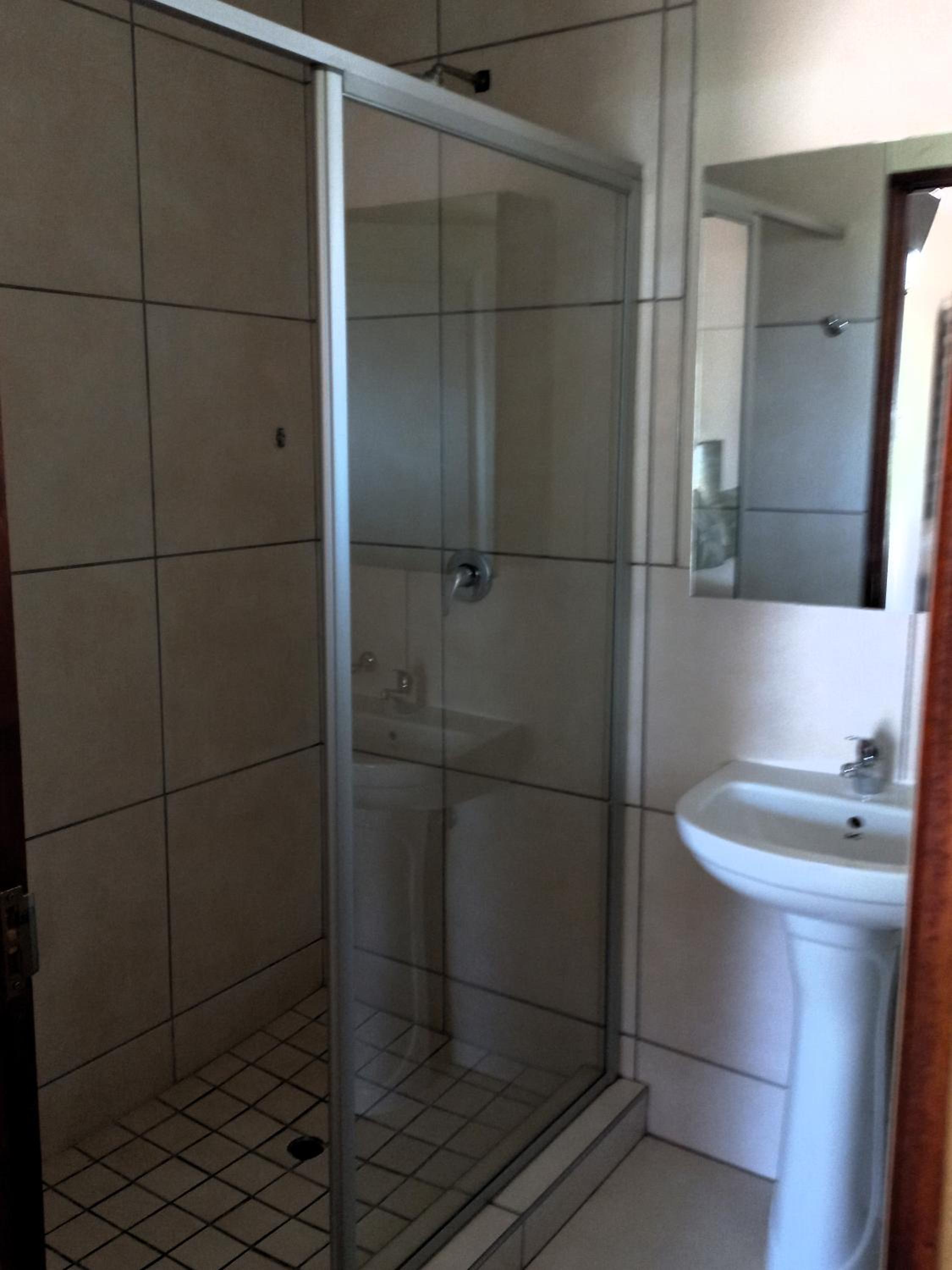 OR Tambo Guest House