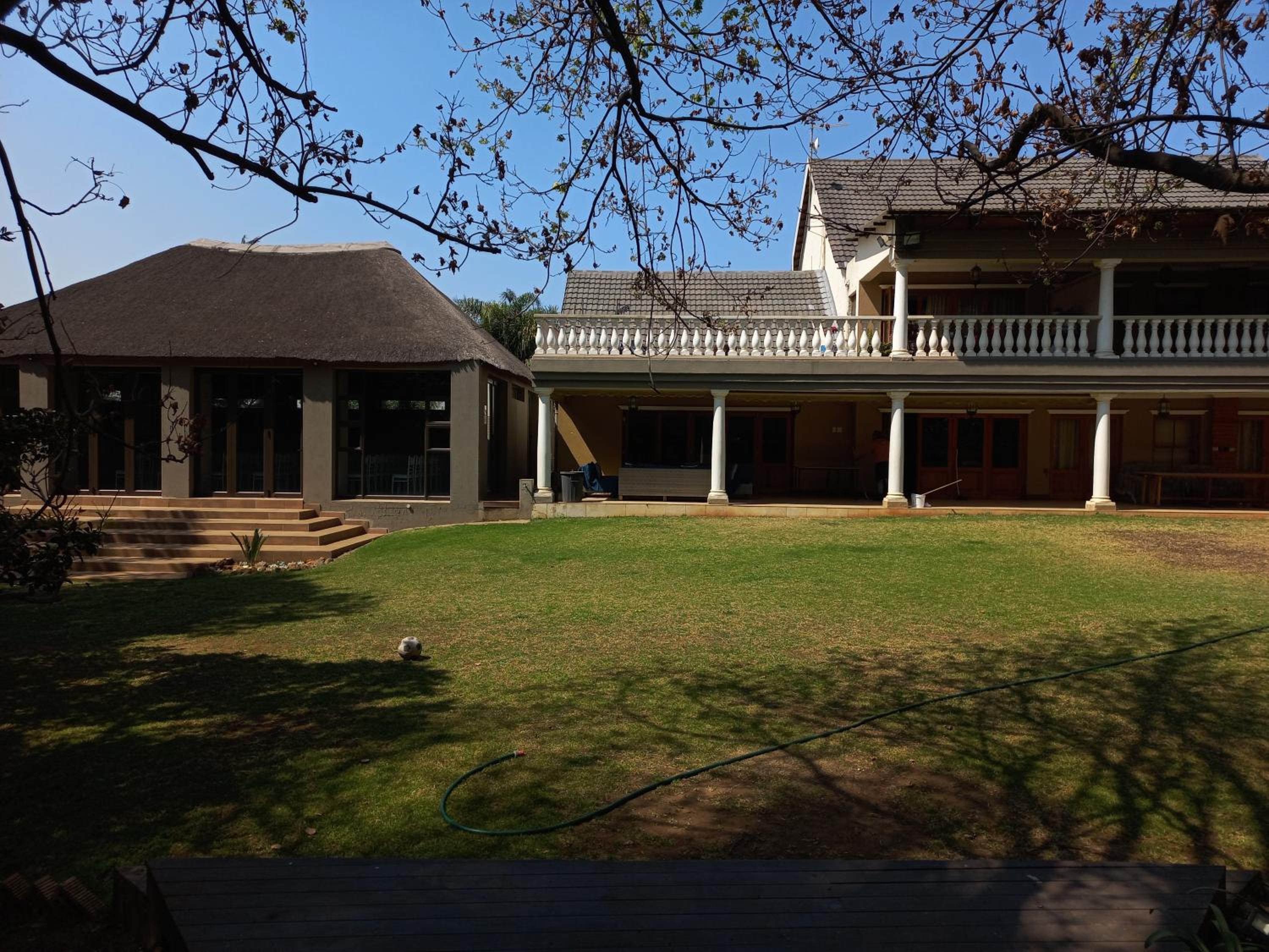 OR Tambo Guest House