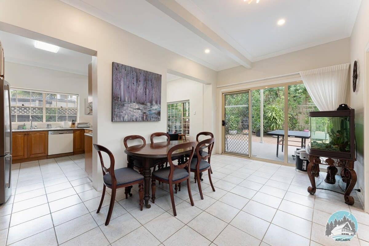 Aircabin - Blakehurst - Spacious - 5 Beds House