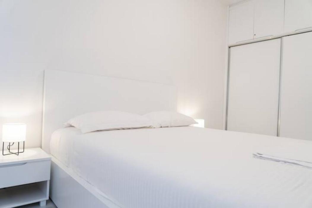 Beachfront Apartments- Horizon Residence