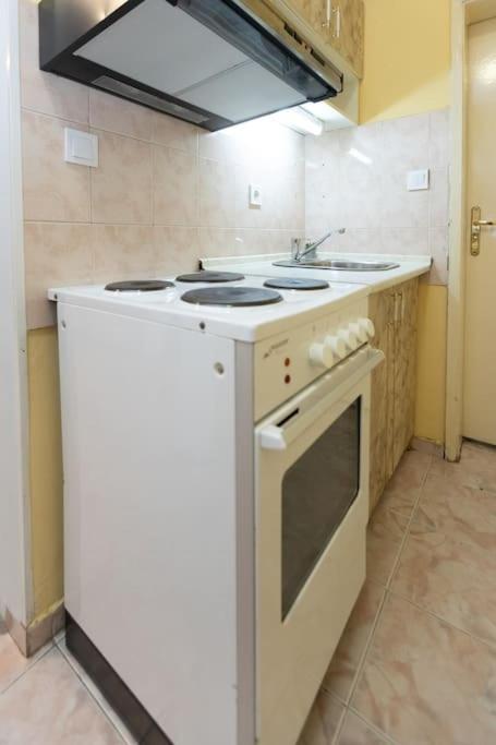 Sunny & Convenient on Dondoukov Blvd, 1 BDR Zaimov
