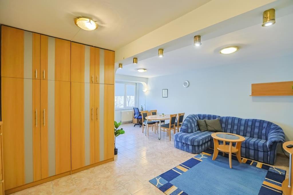 Sunny & Convenient on Dondoukov Blvd, 1 BDR Zaimov