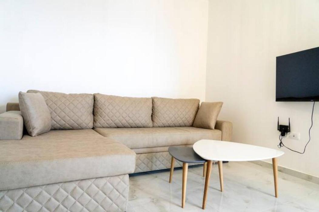 Beachfront Apartments- Horizon Residence