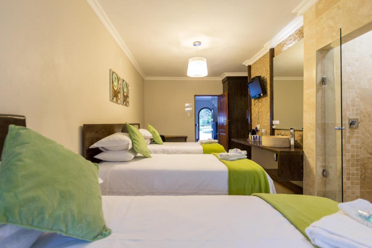 OR Tambo Guest House