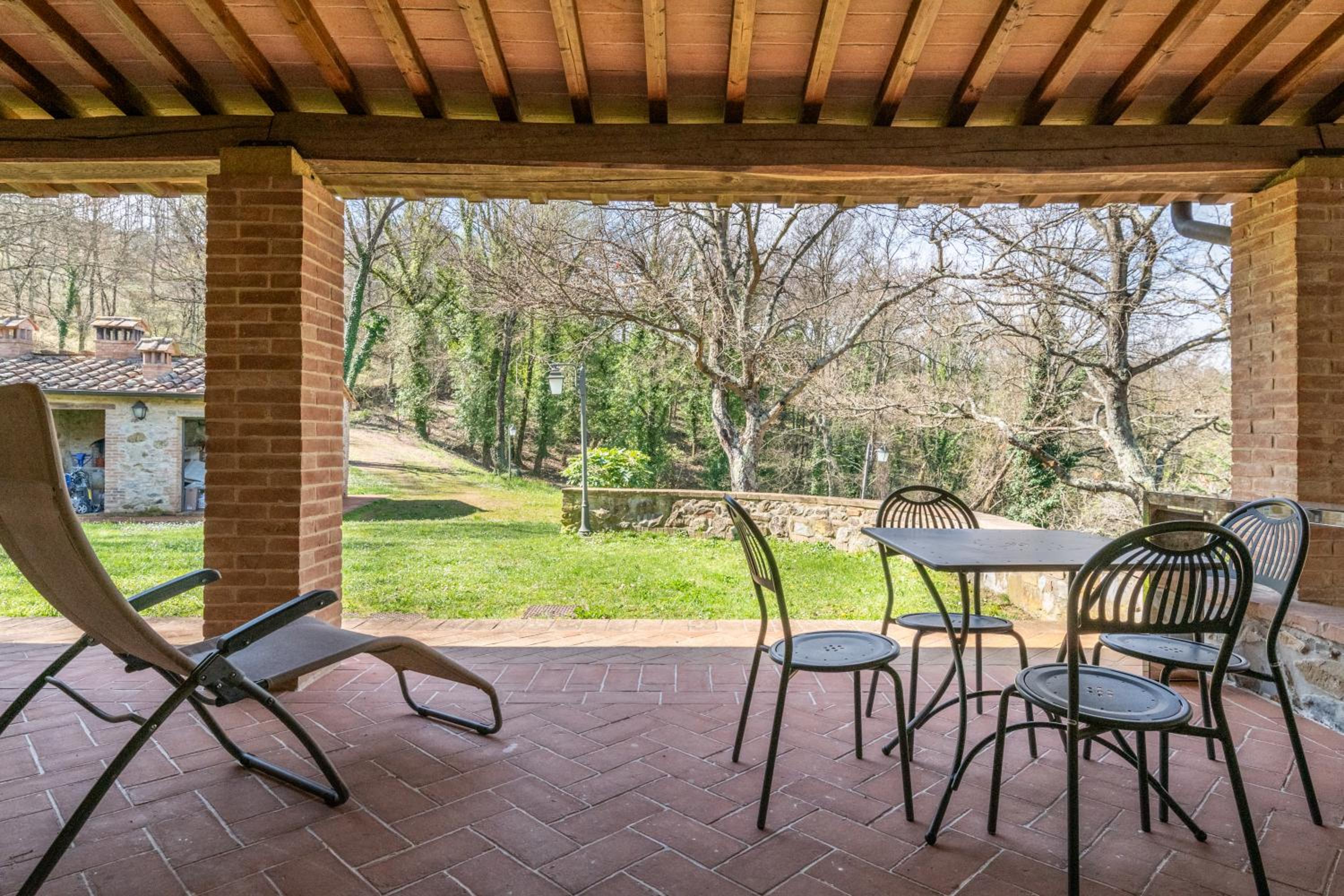 Villa Le Polle di Meletro - Exclusive Tuscan Villa with Private Pool & Panoramic Glass Sauna