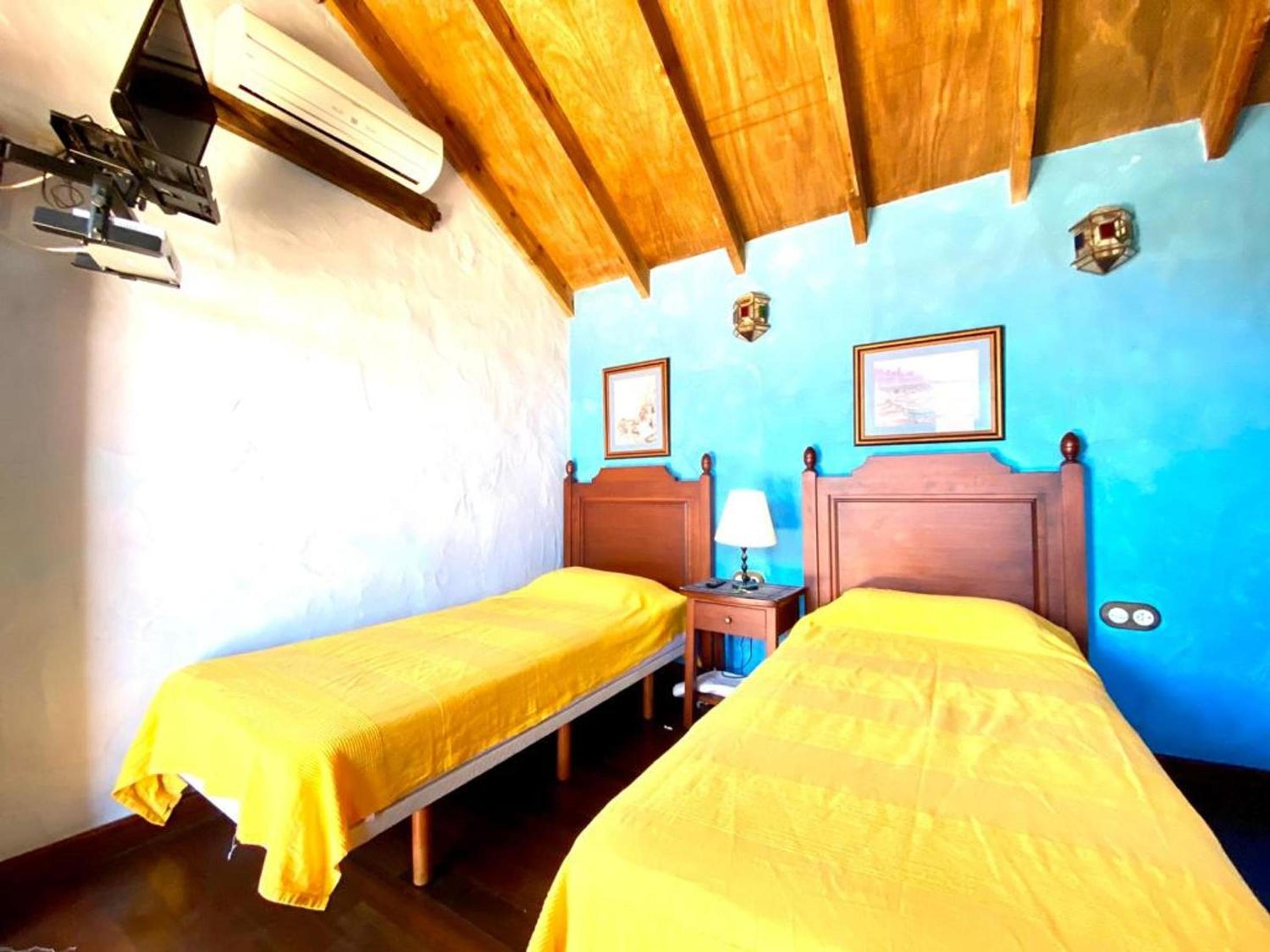 Comfortable House with Mountain View in Isora