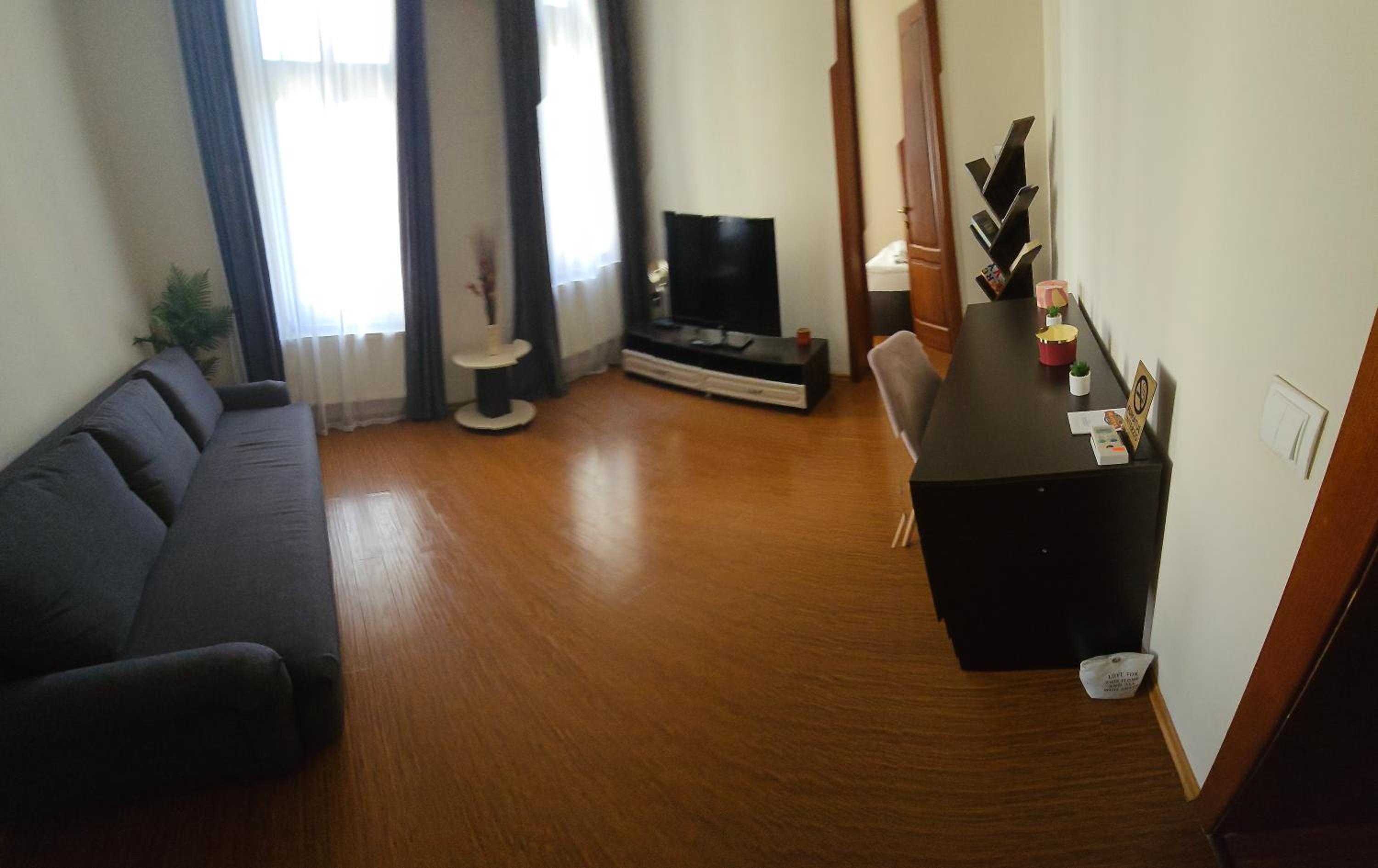Photo 52