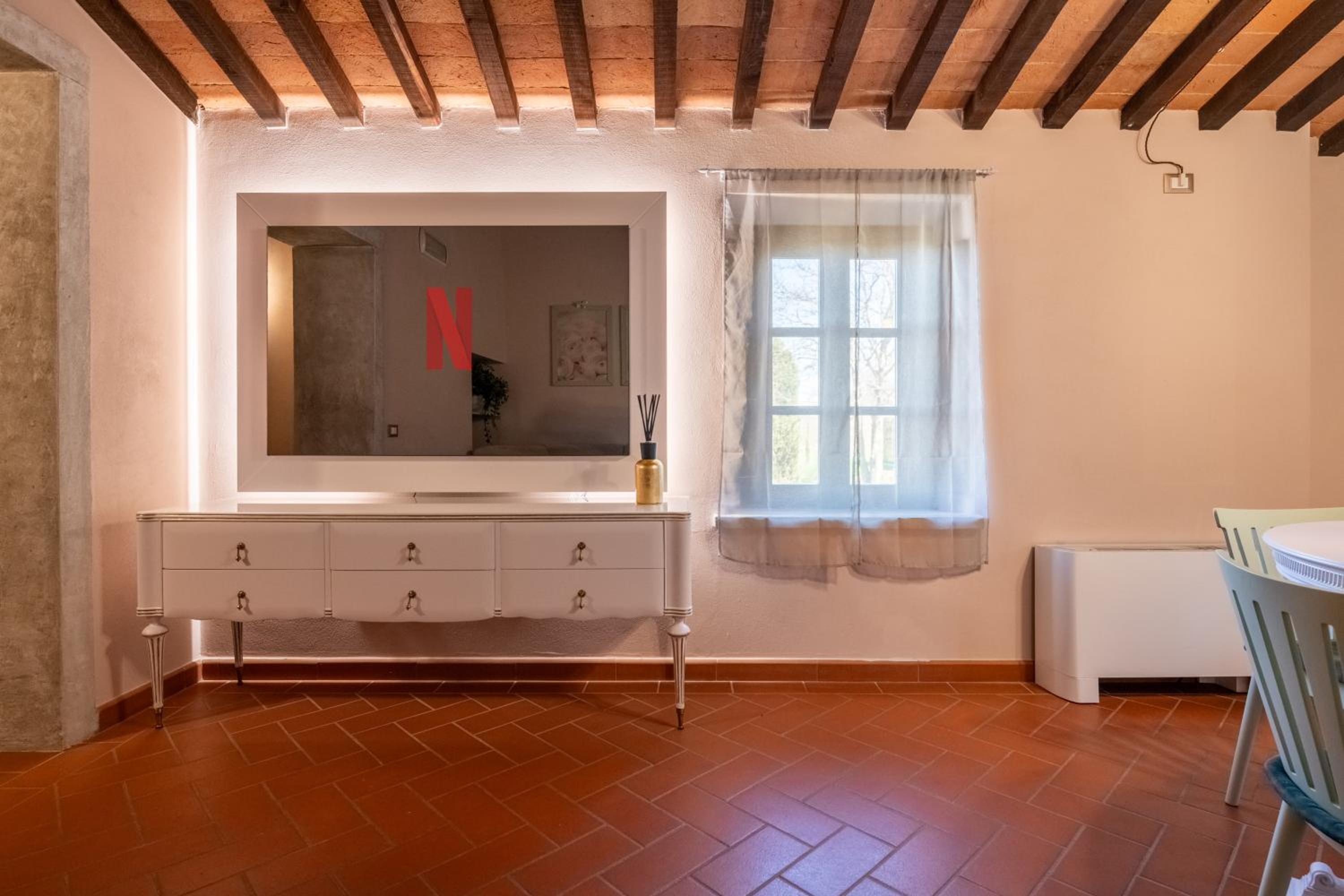 Villa Le Polle di Meletro - Exclusive Tuscan Villa with Private Pool & Panoramic Glass Sauna