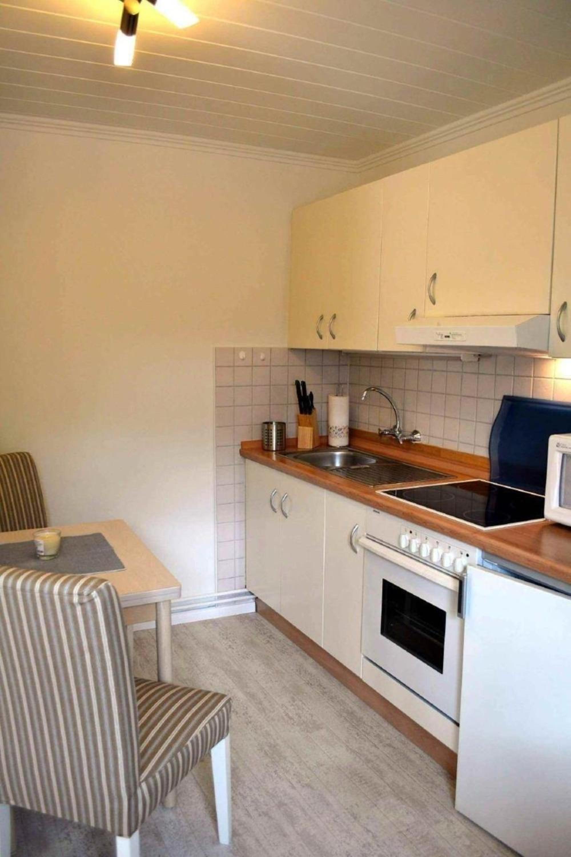 Strandnahes Haus mit Terrasse, Grill und Garten