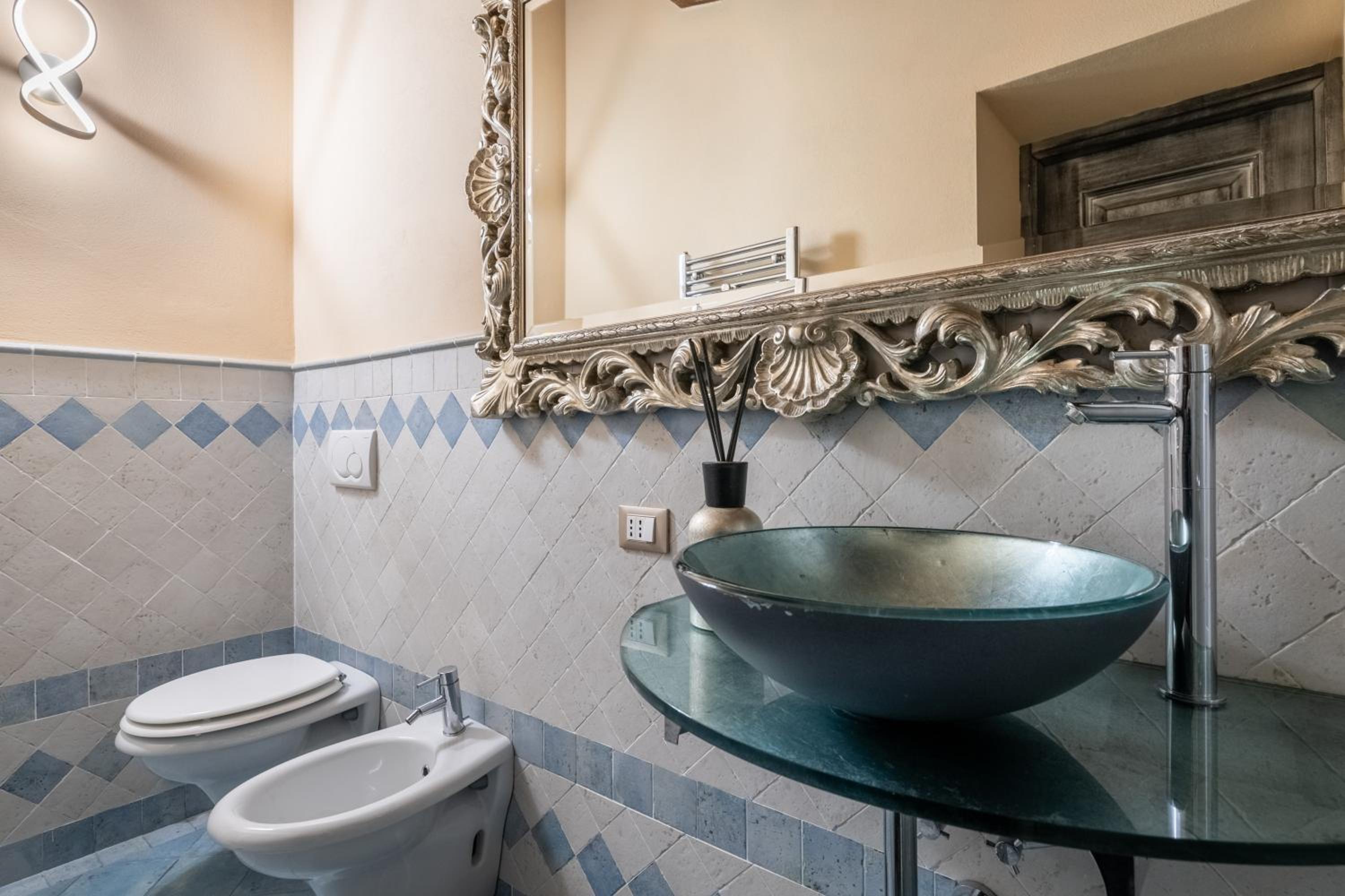 Villa Le Polle di Meletro - Exclusive Tuscan Villa with Private Pool & Panoramic Glass Sauna