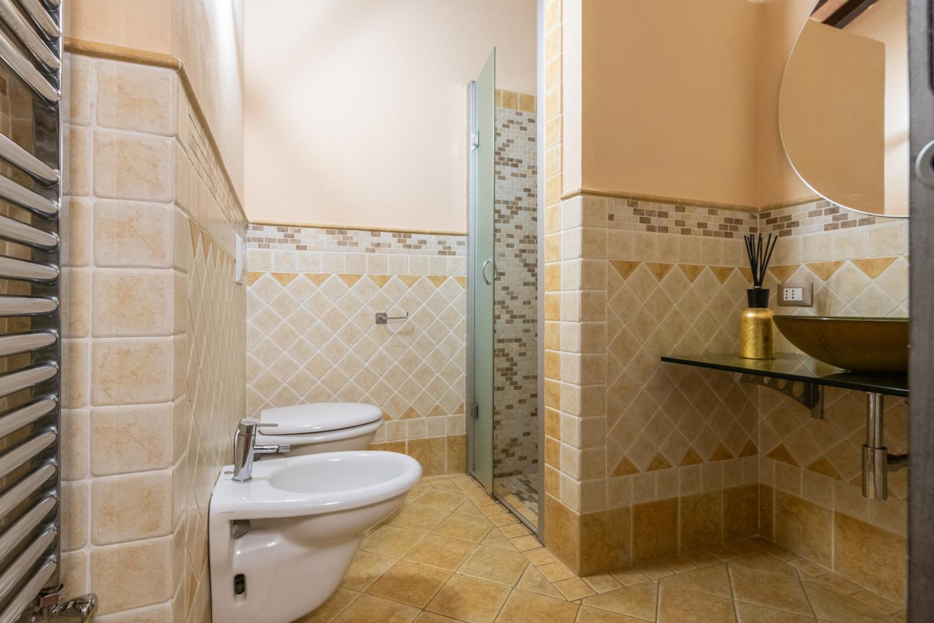 Villa Le Polle di Meletro - Exclusive Tuscan Villa with Private Pool & Panoramic Glass Sauna