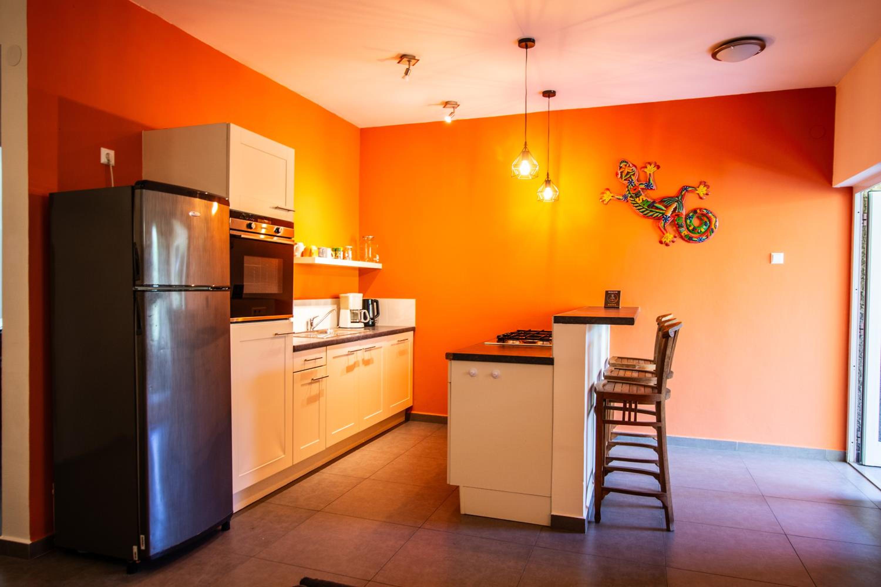 CocoCasa 22 Stylish Luxury Apartment with Pool near Jan Thiel Beach