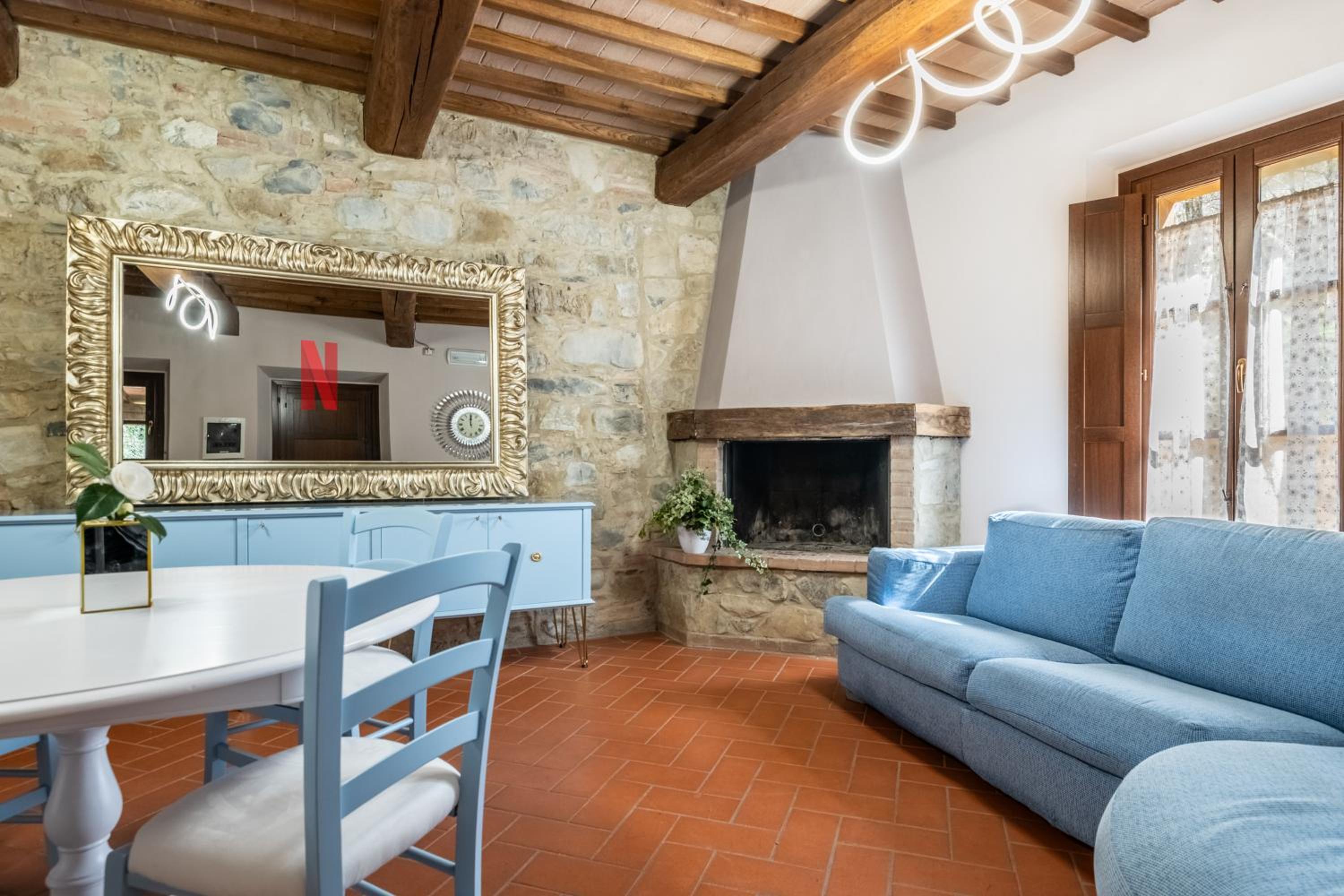 Villa Le Polle di Meletro - Exclusive Tuscan Villa with Private Pool & Panoramic Glass Sauna