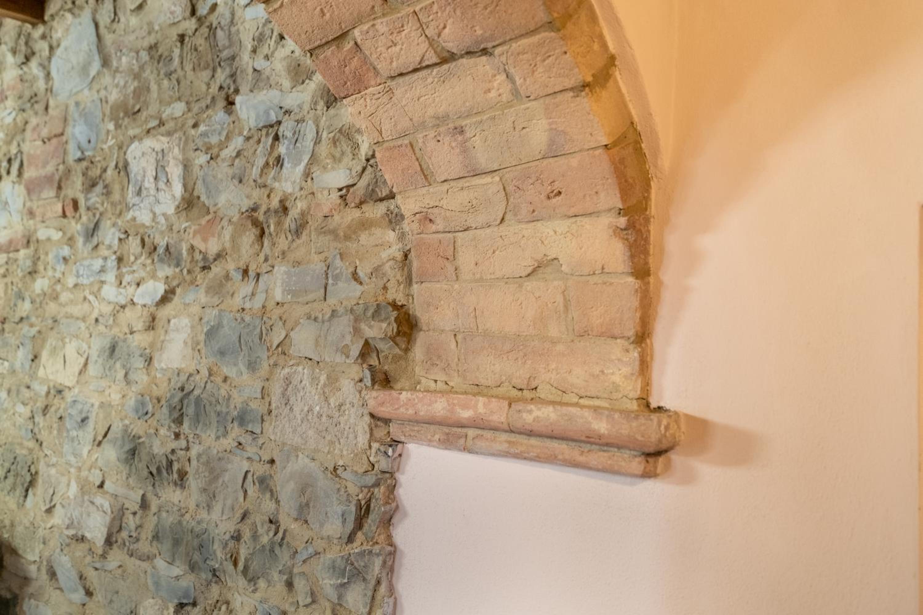 Villa Le Polle di Meletro - Exclusive Tuscan Villa with Private Pool & Panoramic Glass Sauna