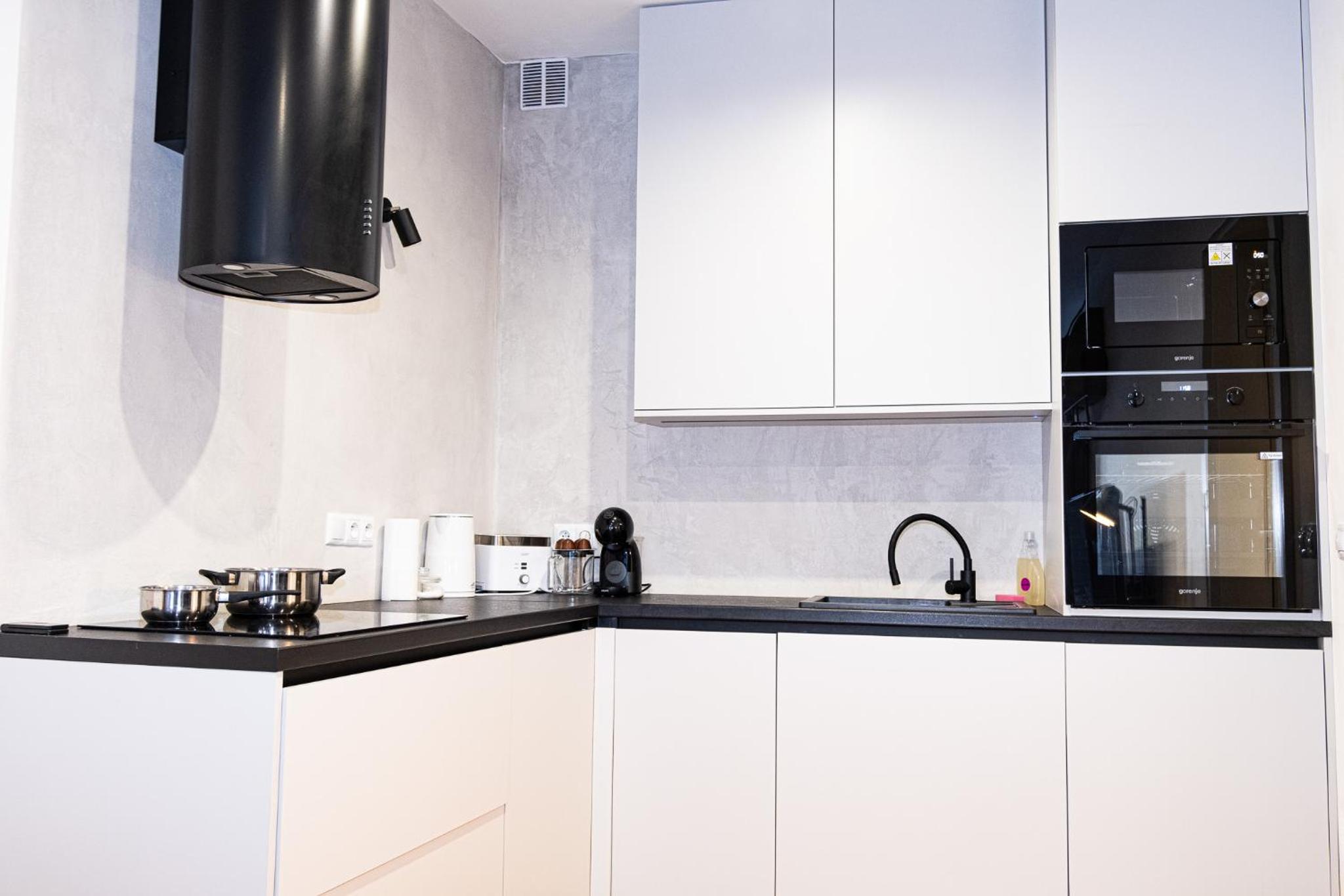 Rentero Scandinavian - Private Garden APT