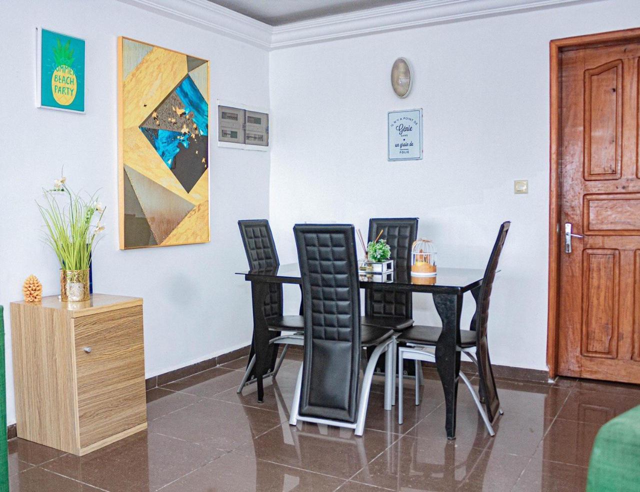 Appartement cosy black bonapriso