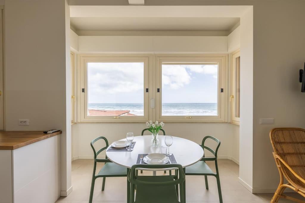 Effe's apartment- ARYA seaview -parcheggio gratuito photo 1