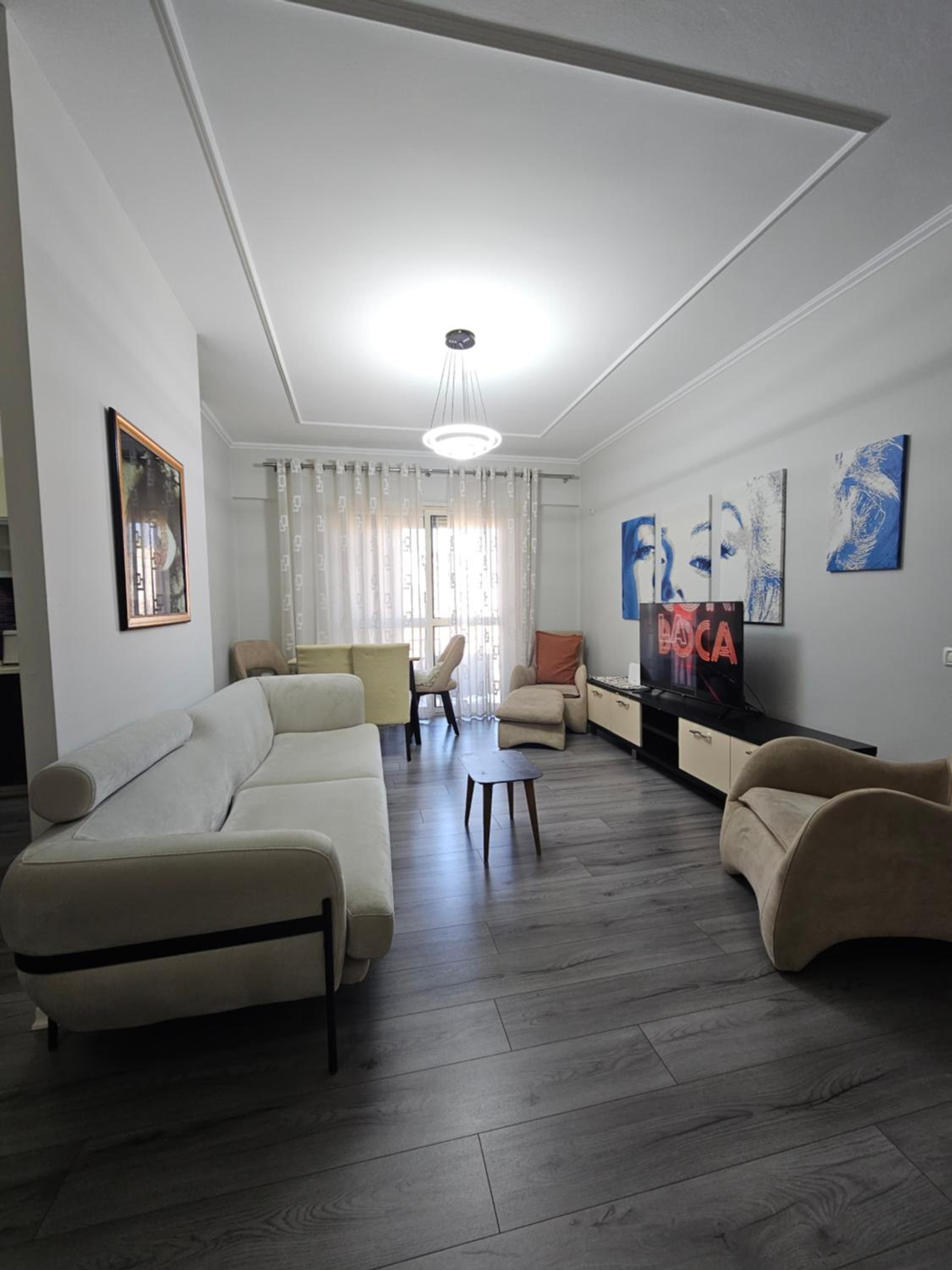 Xplore Xpress • Center Apartment