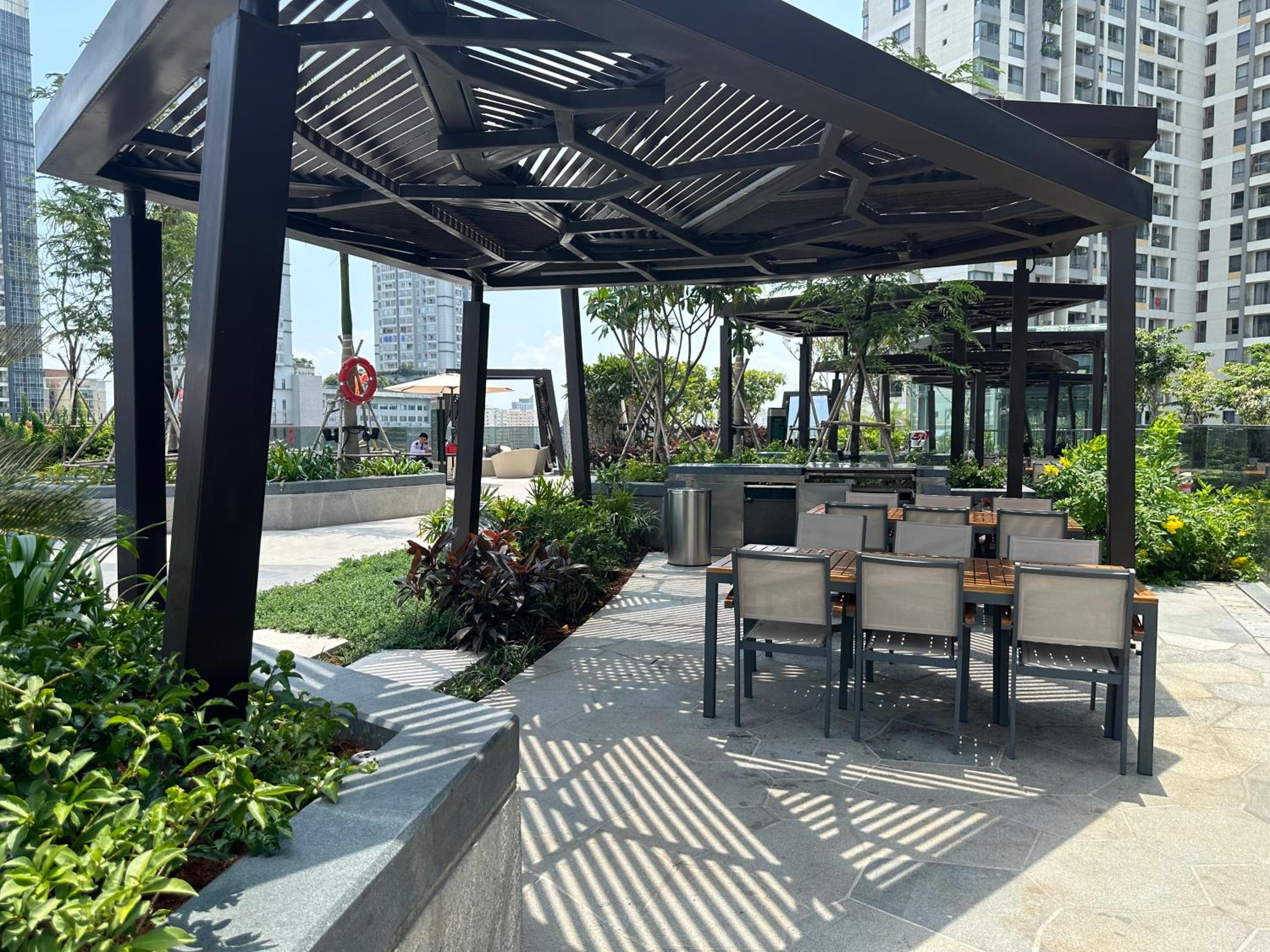 Elegant 2BR apt in Lumiere Riverside Thao Dien