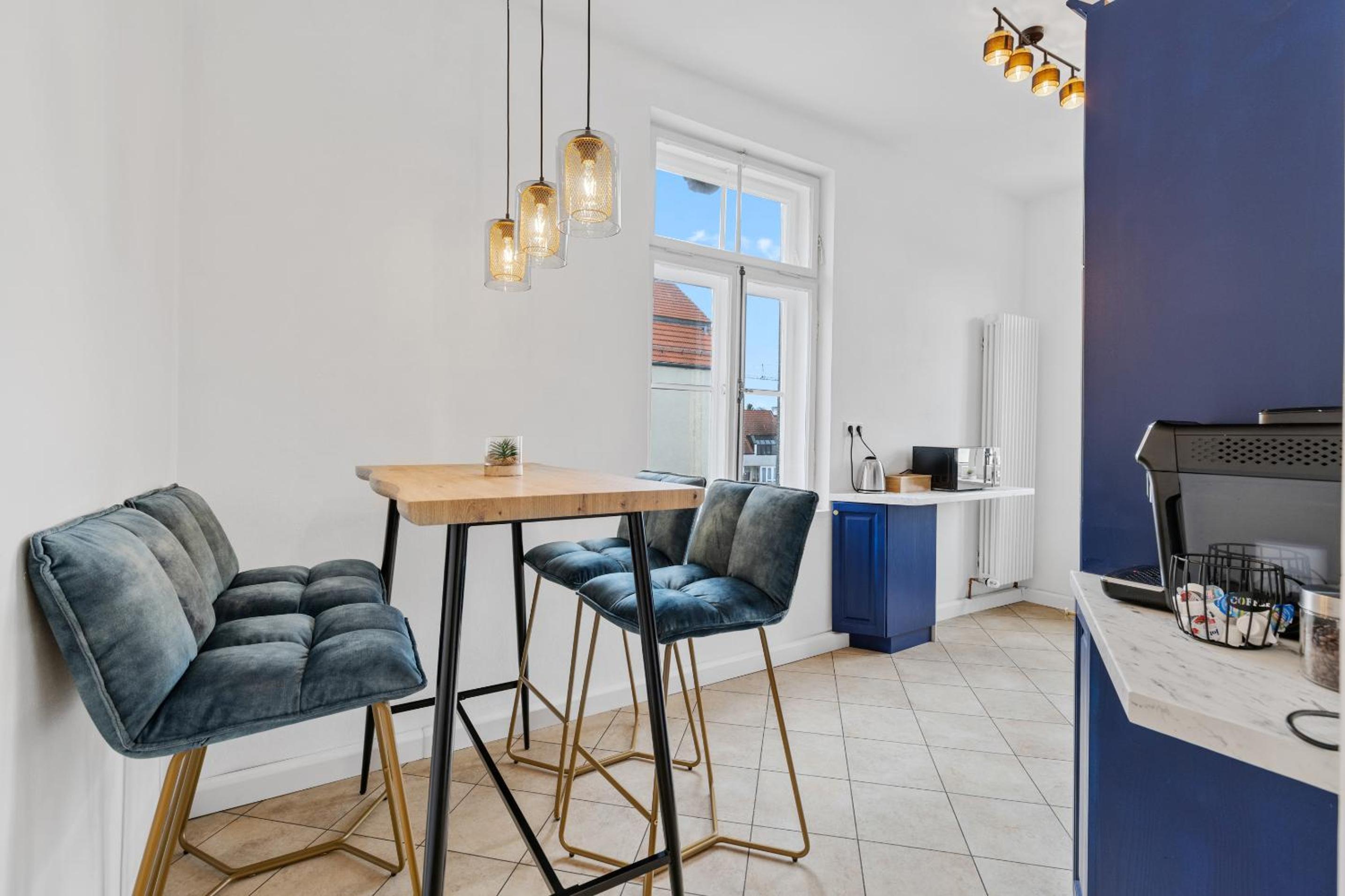 cruwzo I Exclusive Apartments in Central location with Parking