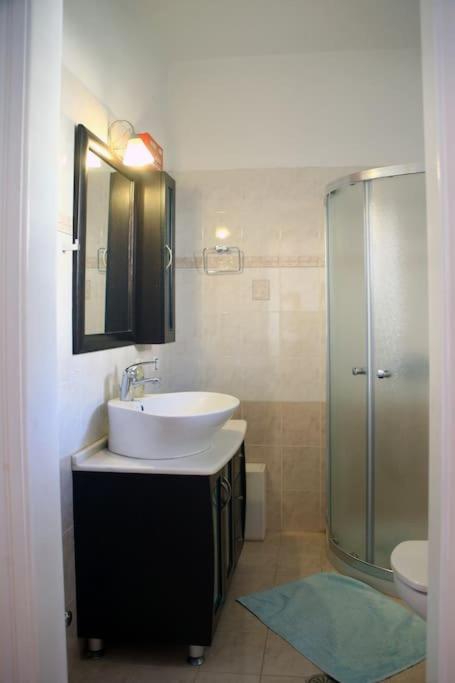 Ammos 1 - Seafront house in Glyfo beach, Sifnos view 4