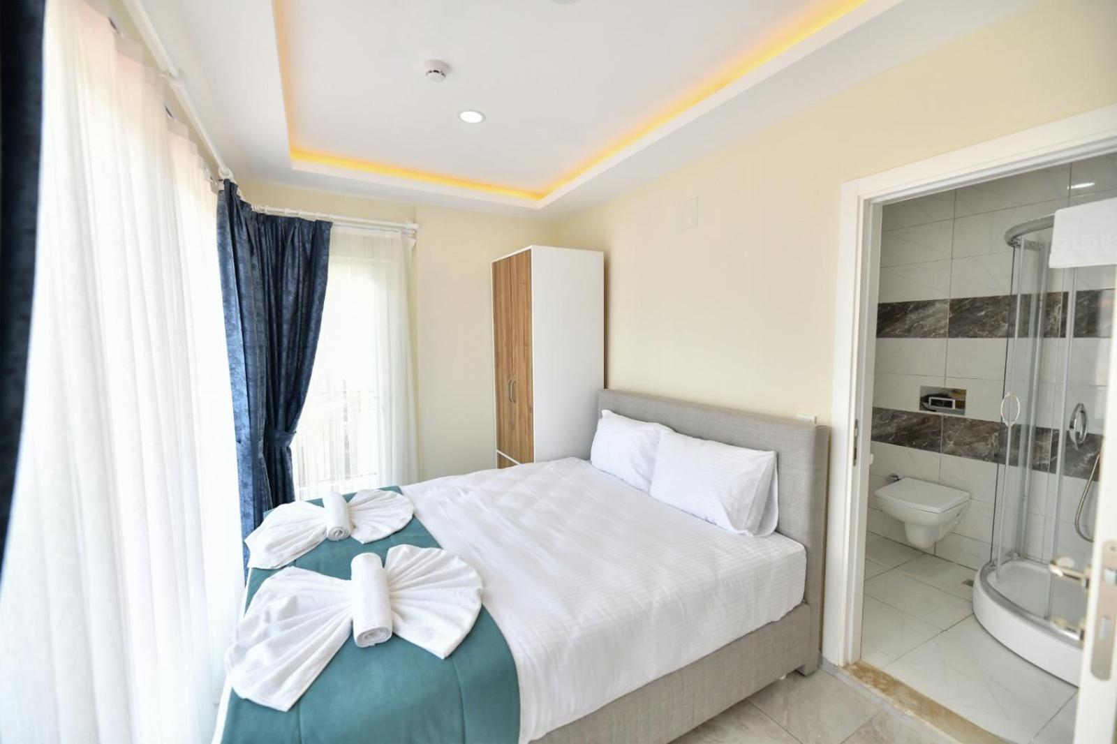 Lamira Apart Holiday&Guest House view 4