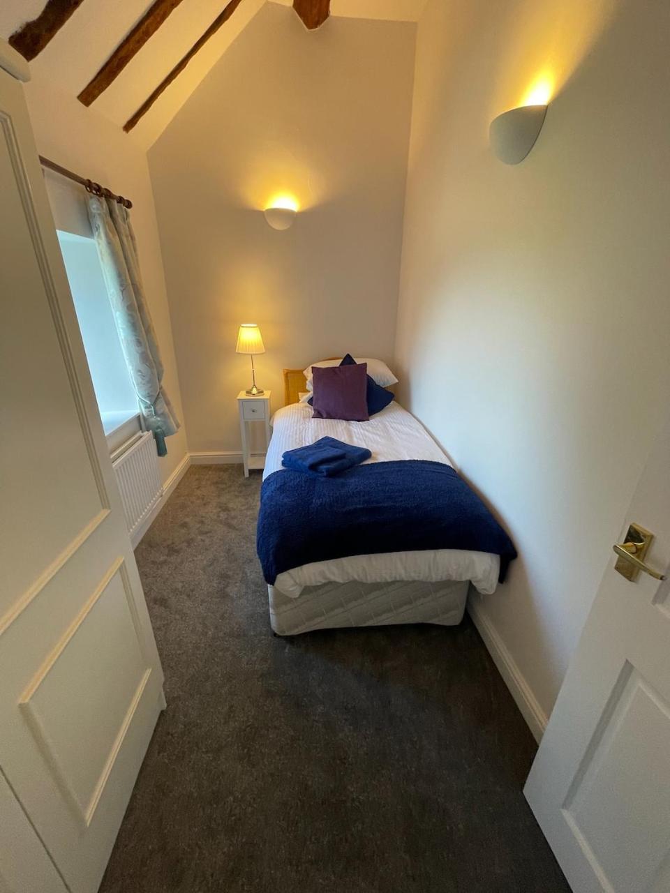 Beech Cottage cosy 7 bed sleeps 9 - dogs very welcome, photo 42