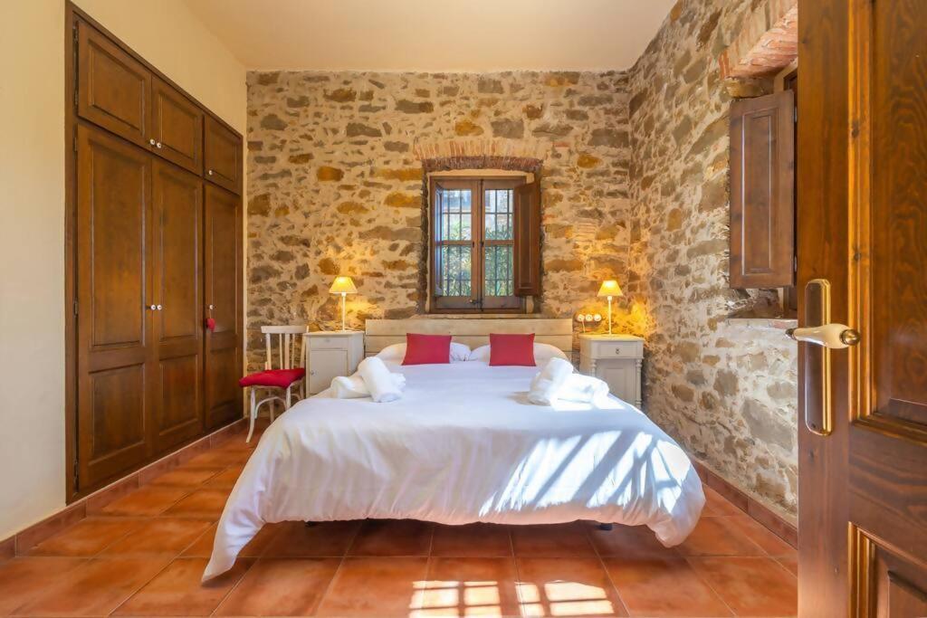 Masía con piscina en Costa Brava