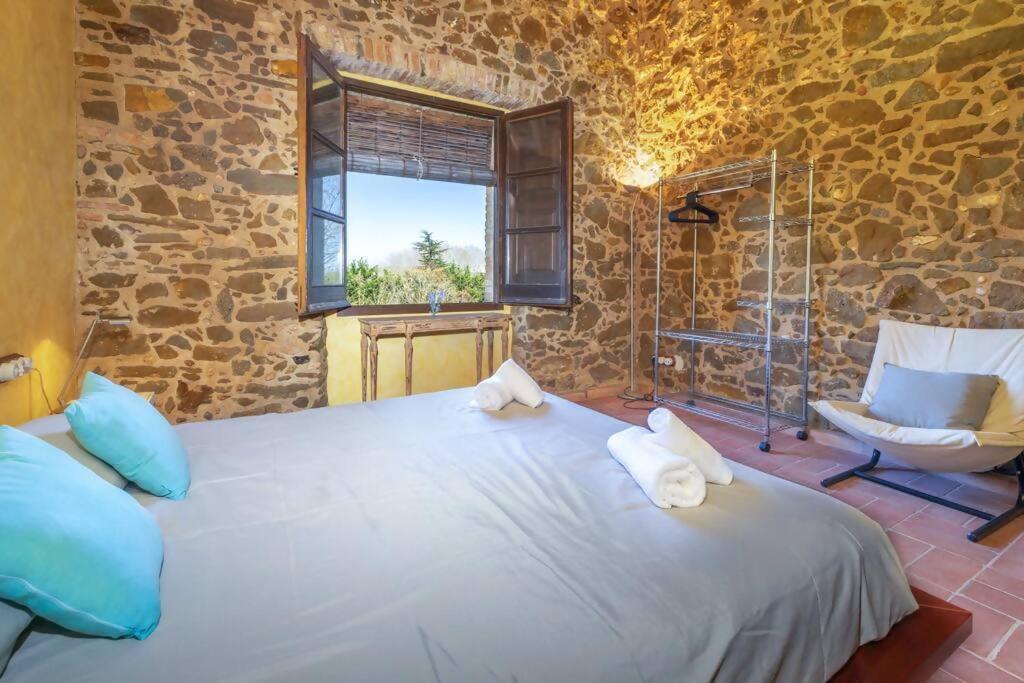 Masía con piscina en Costa Brava