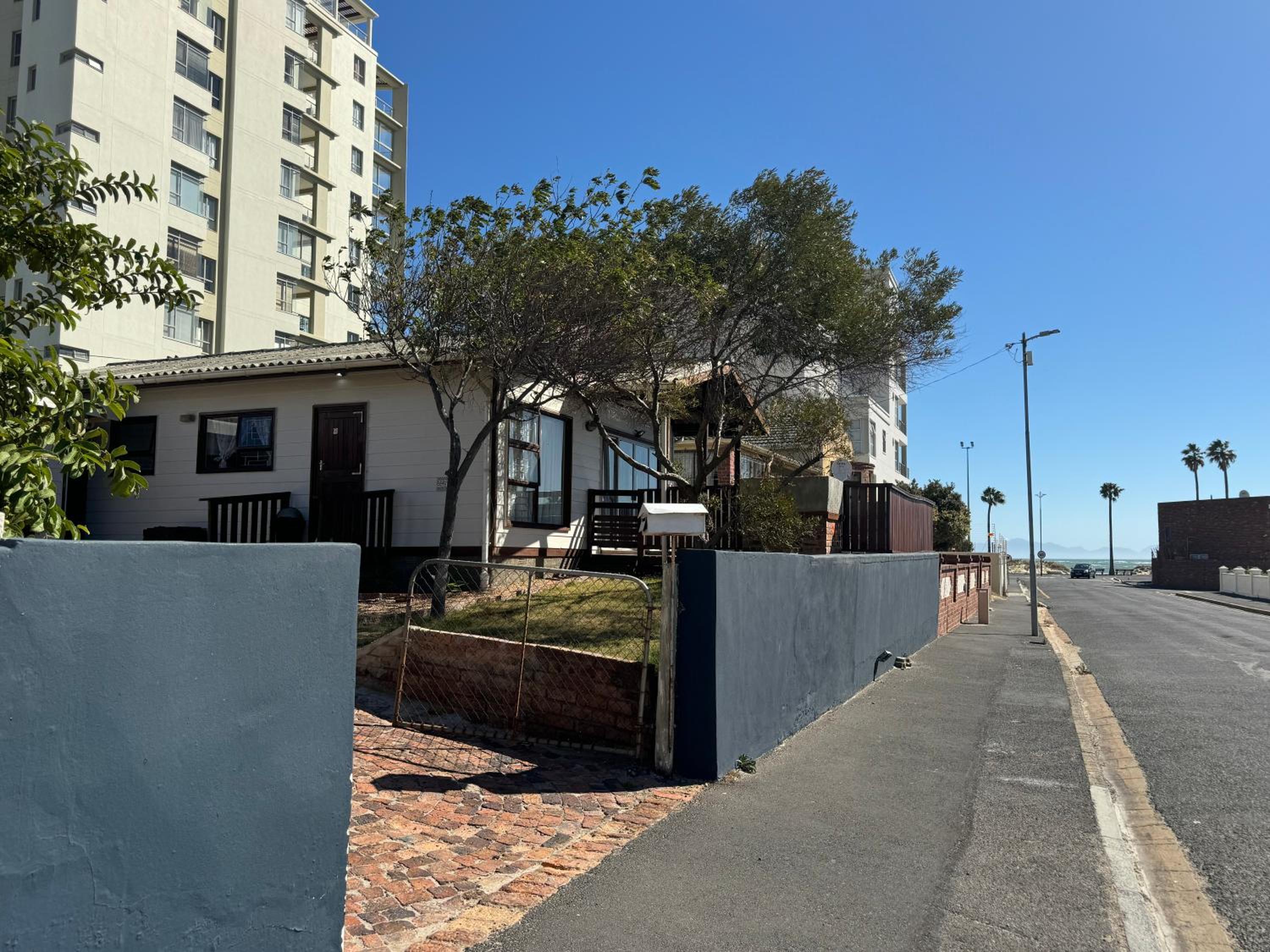 Beach House by Beach Collection Winelands