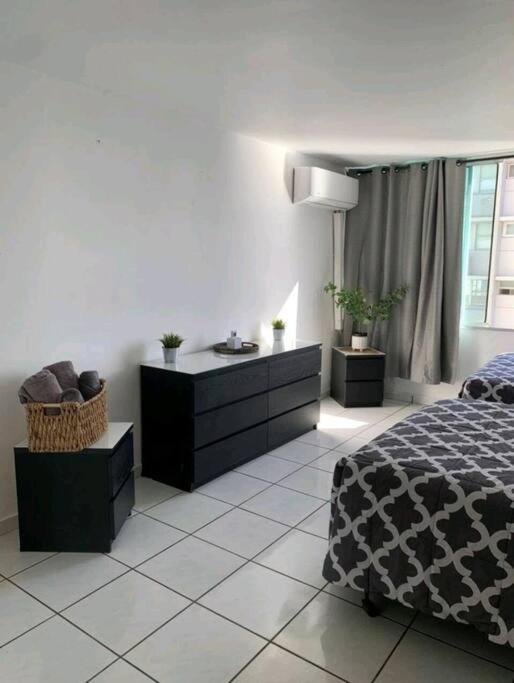 Condado 1 bedroom Apt w/ View view 3