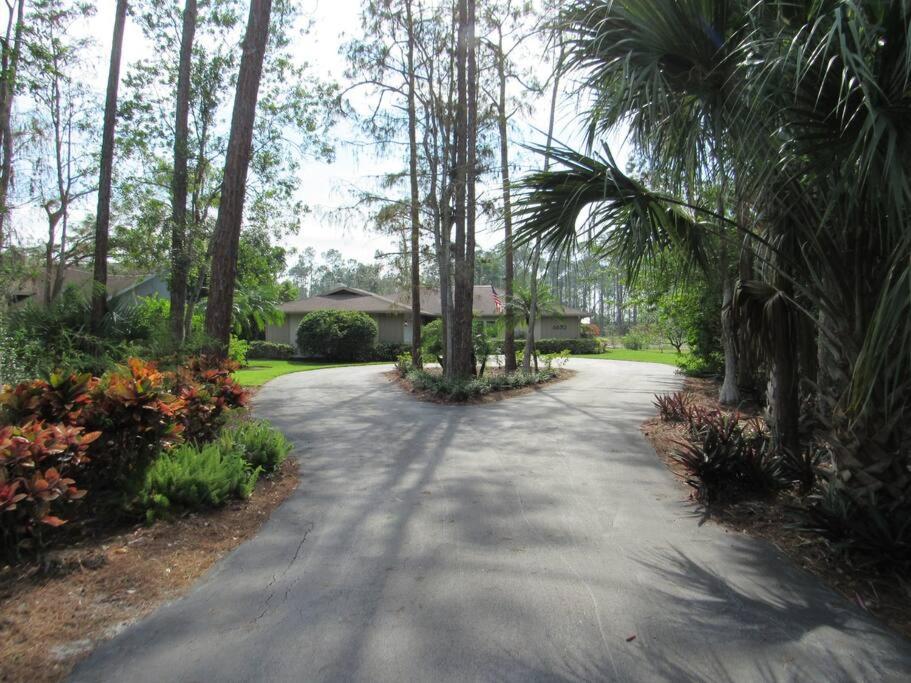Serenity in Paradise! Heated Pool Family Home