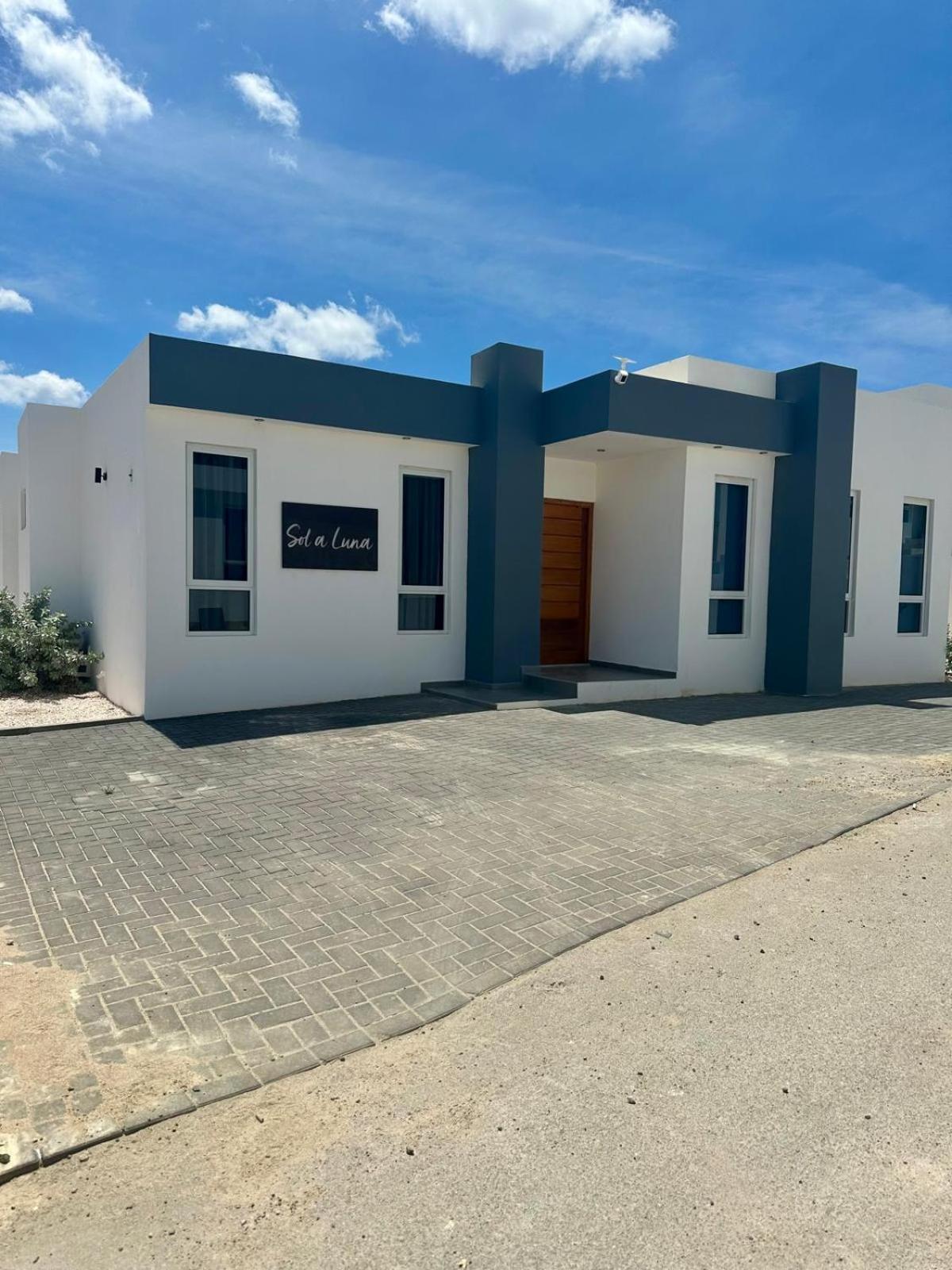 Villa Sol A Luna - Mambo Beach